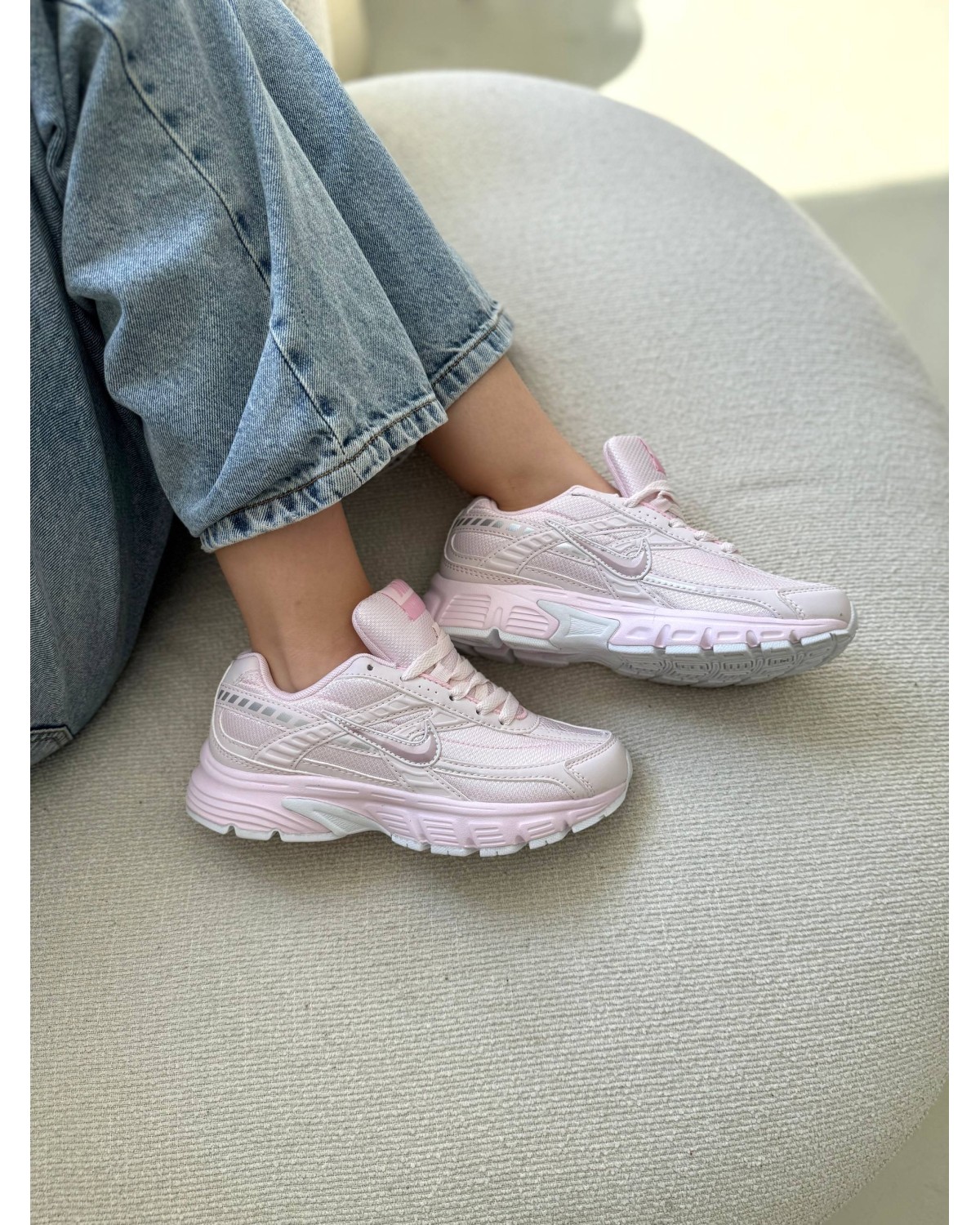 Nike Initiator