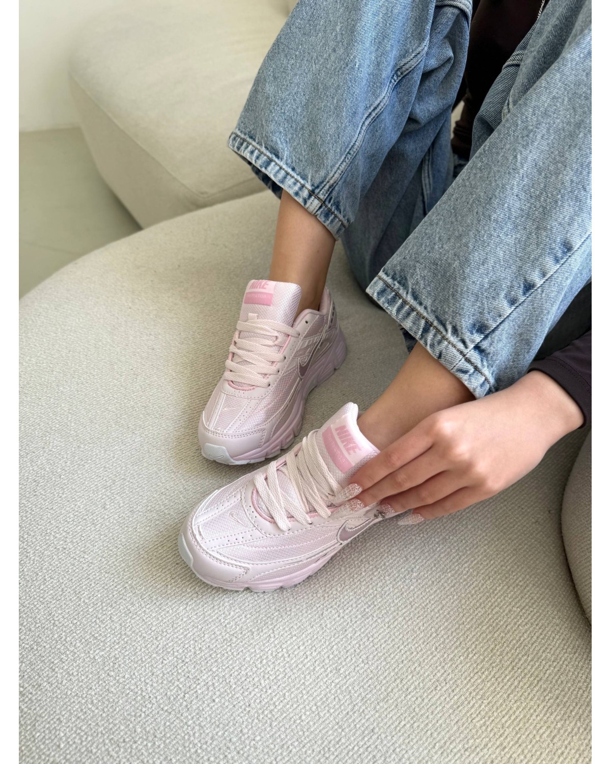 Nike Initiator