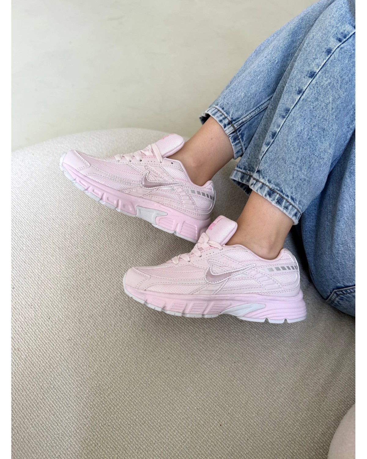 Nike Initiator