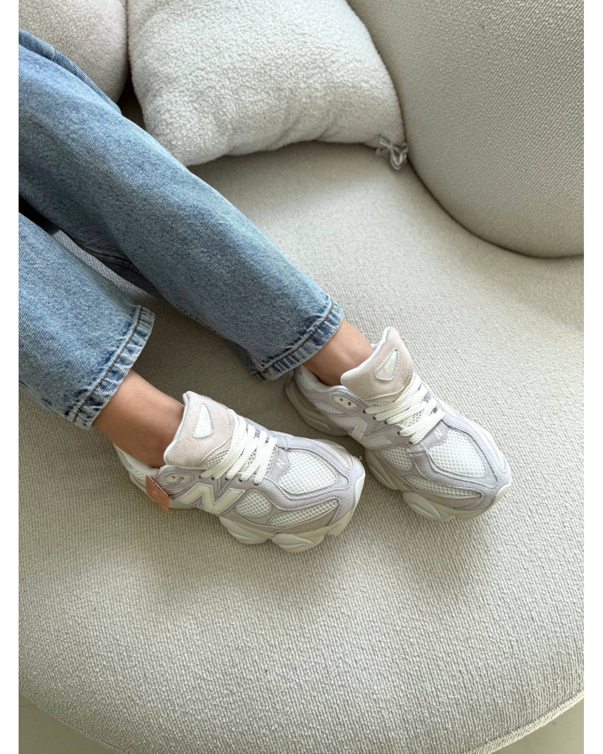 New Balance 9060