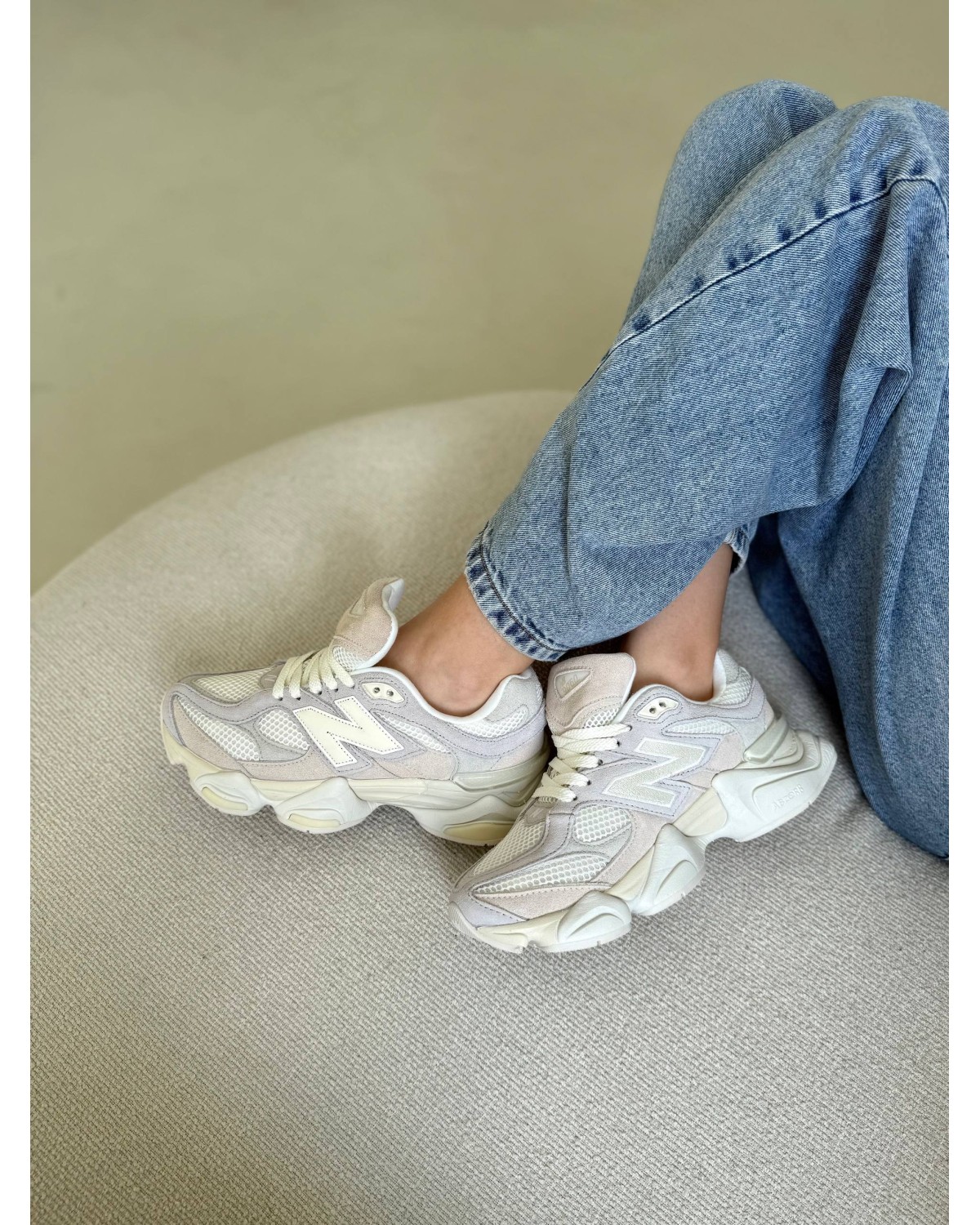 New Balance 9060
