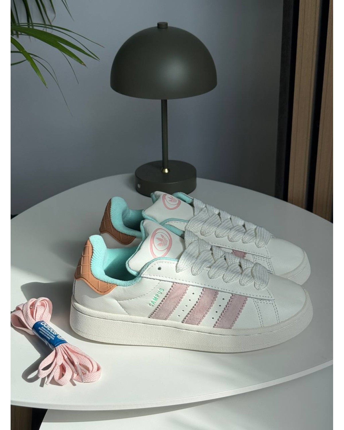 Adidas Campus 00s