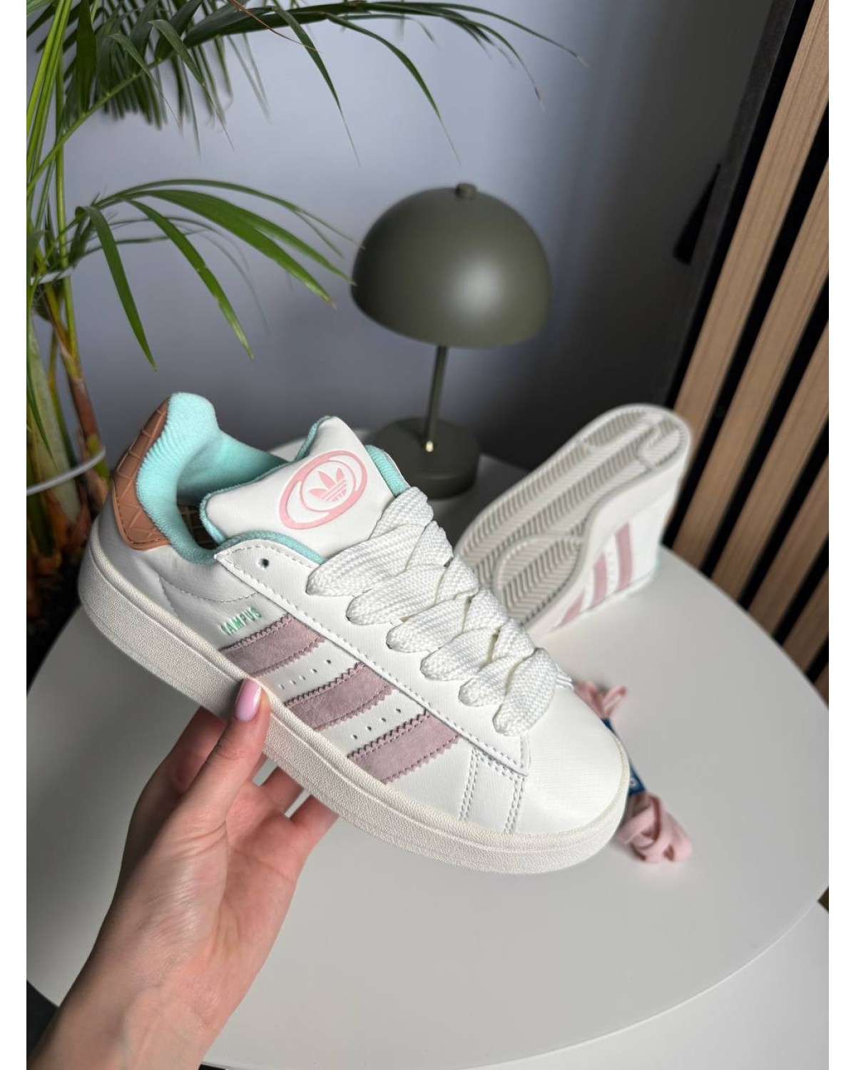 Adidas Campus 00s