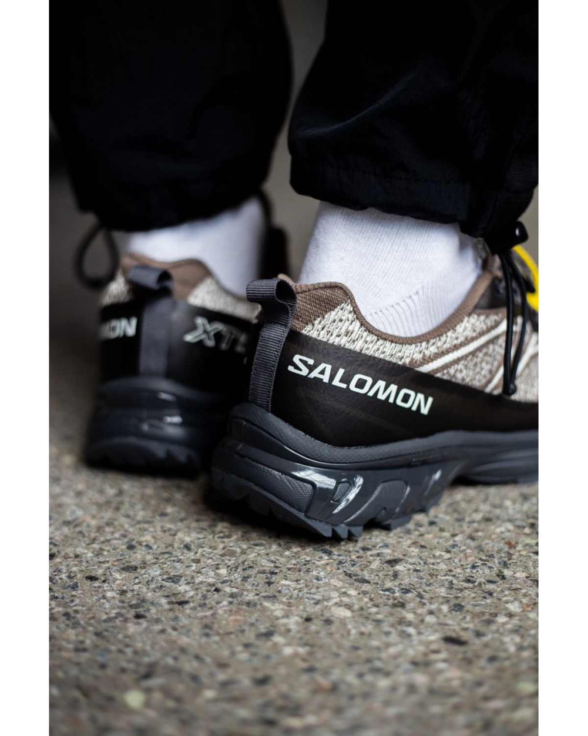 Salomon XT-6 Black/Beige