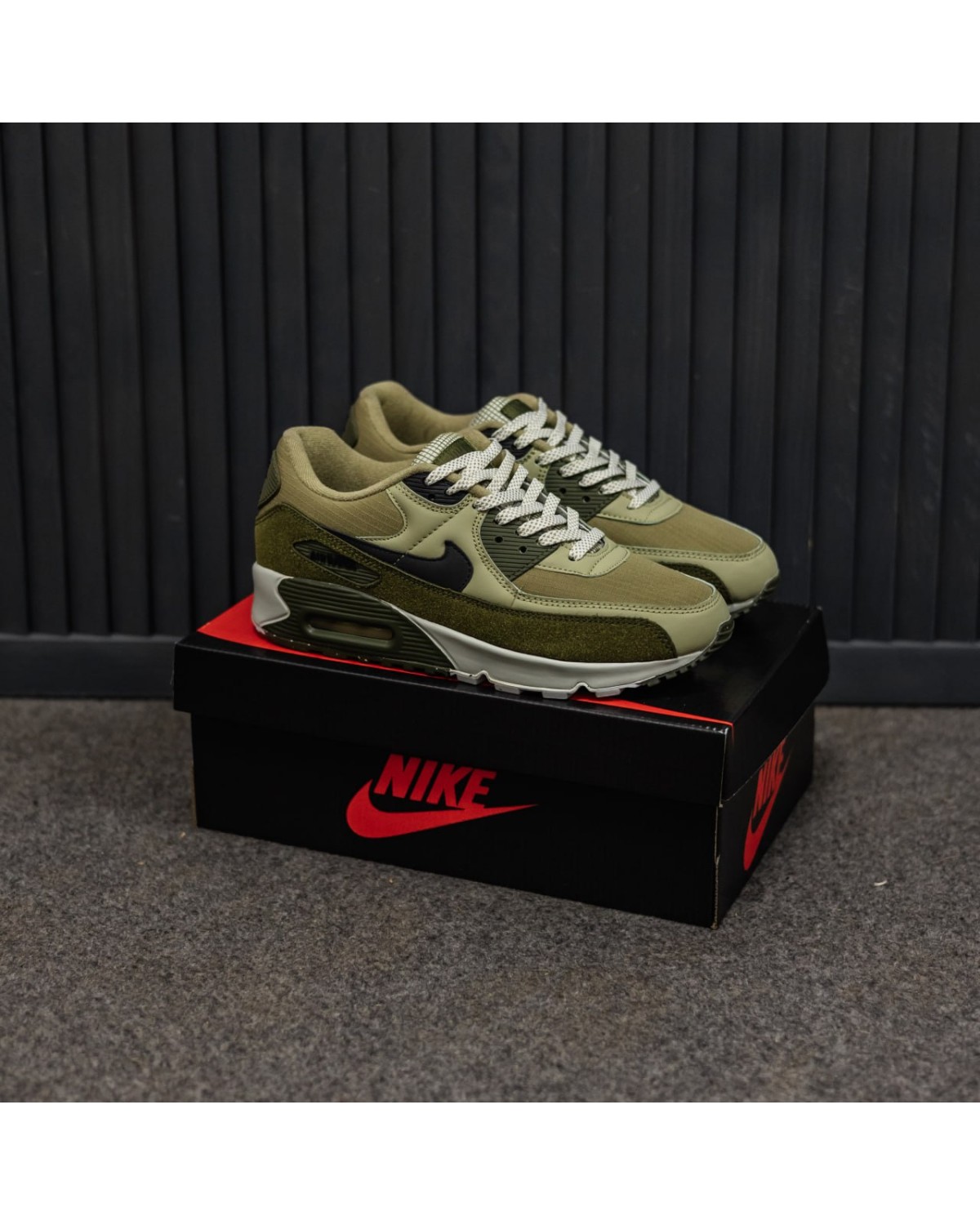 Nike Air Max 90