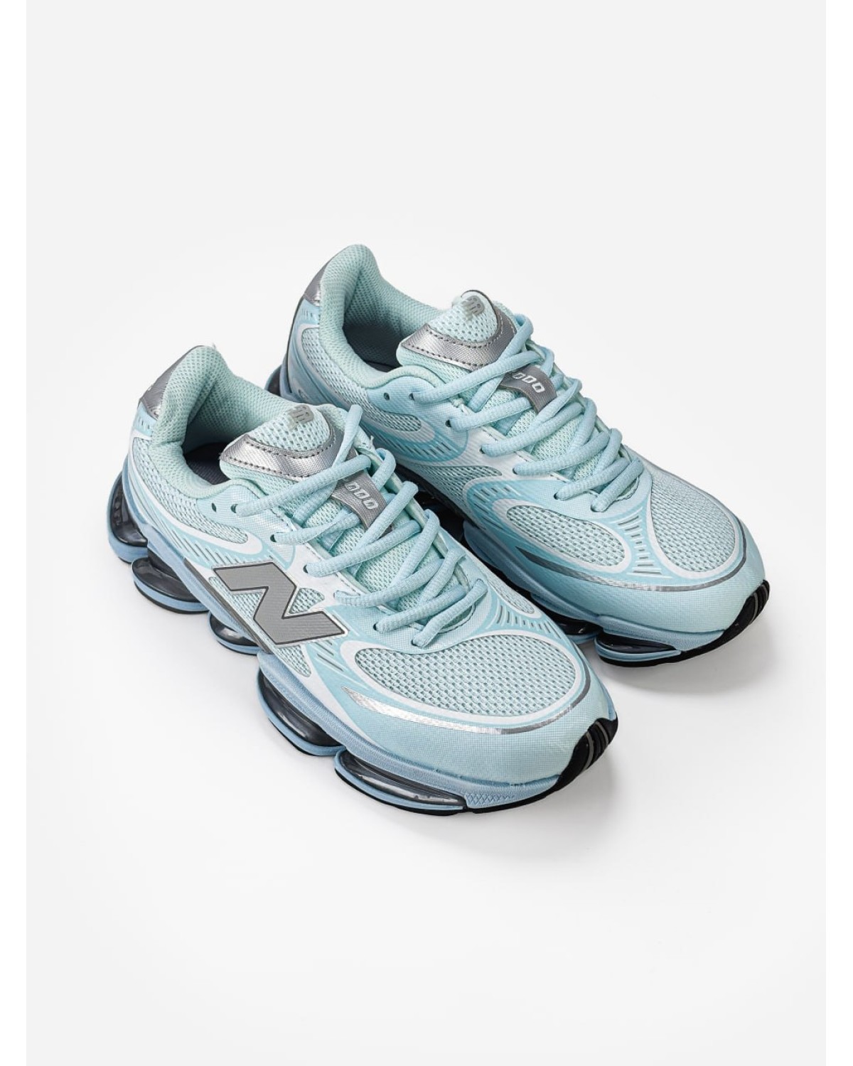New Balance 2000 Light Blue Pastel