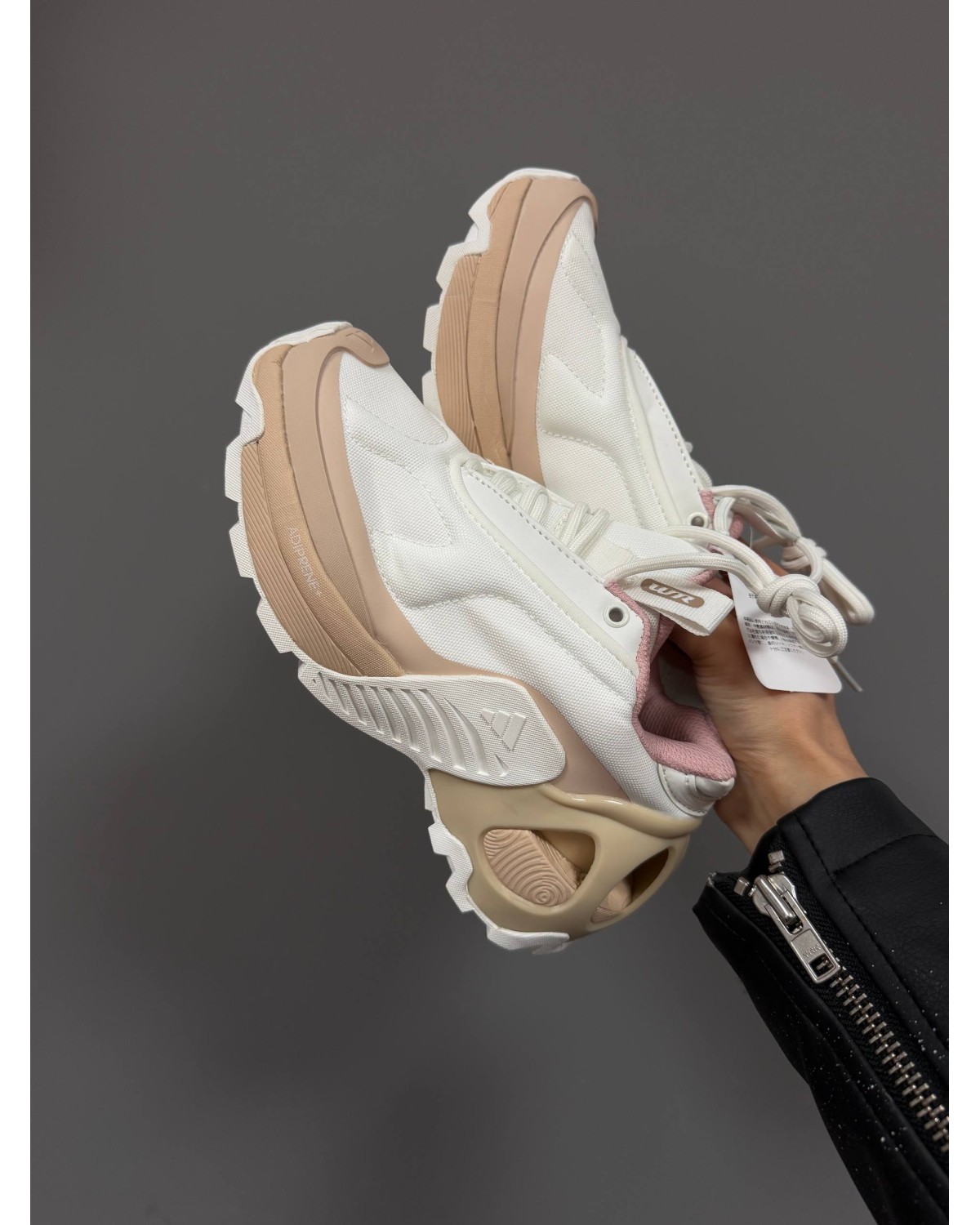 Adidas XLG Runner Dirty Cream