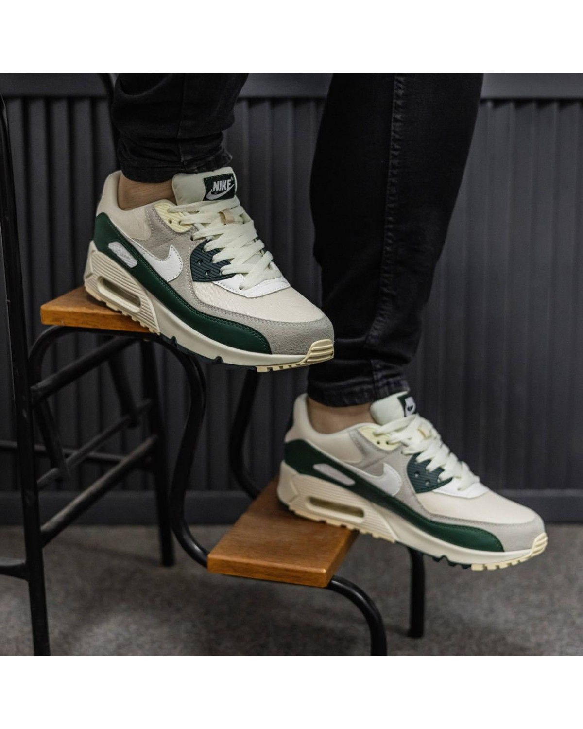 Nike Air Max 90