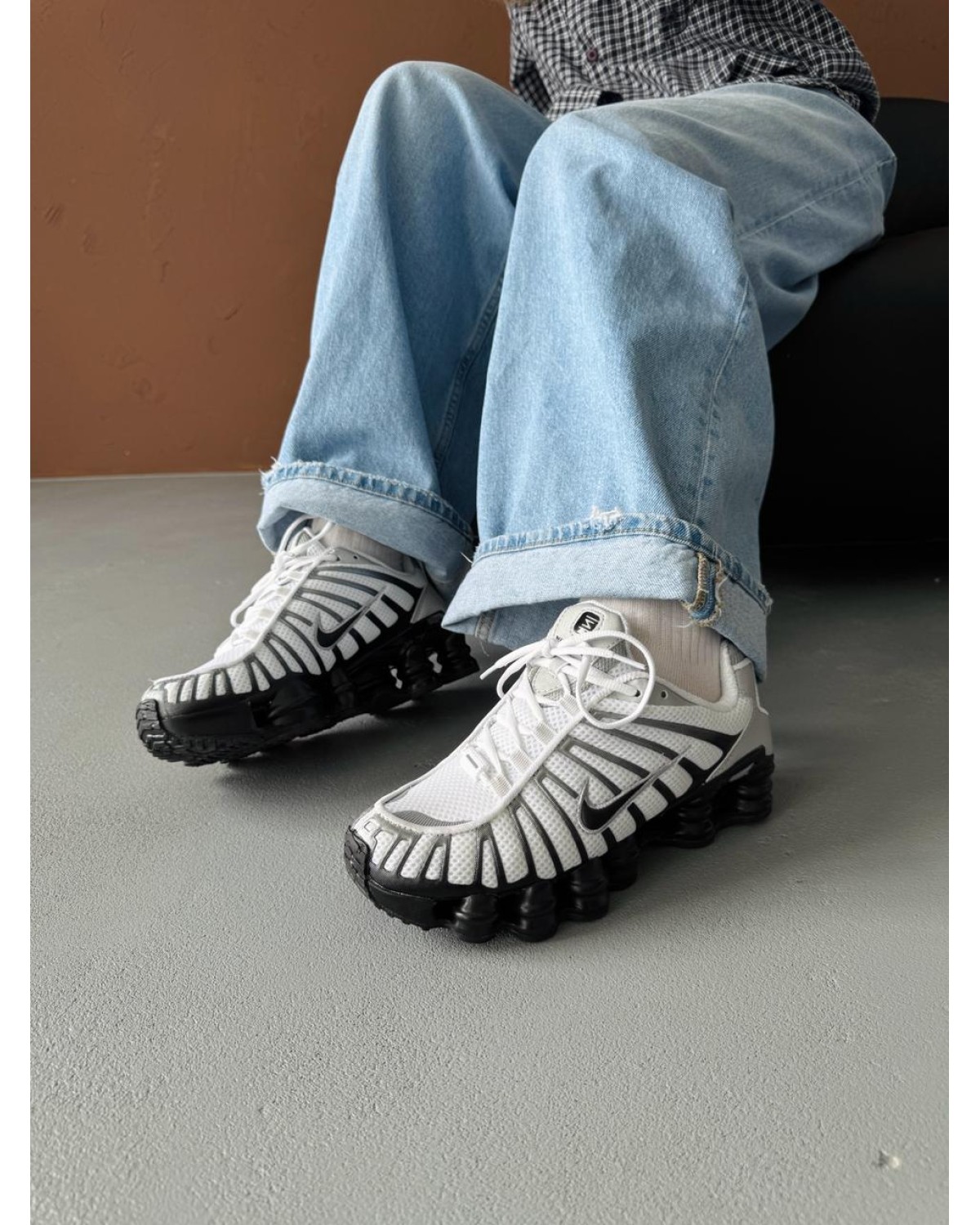 Nike Shox TL Metallic Silver/Wolf Grey