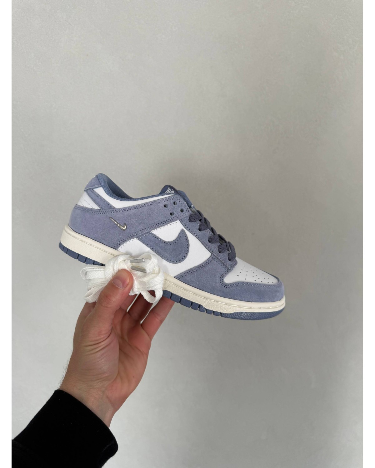 Nike Dunk Low Mini Swoosh