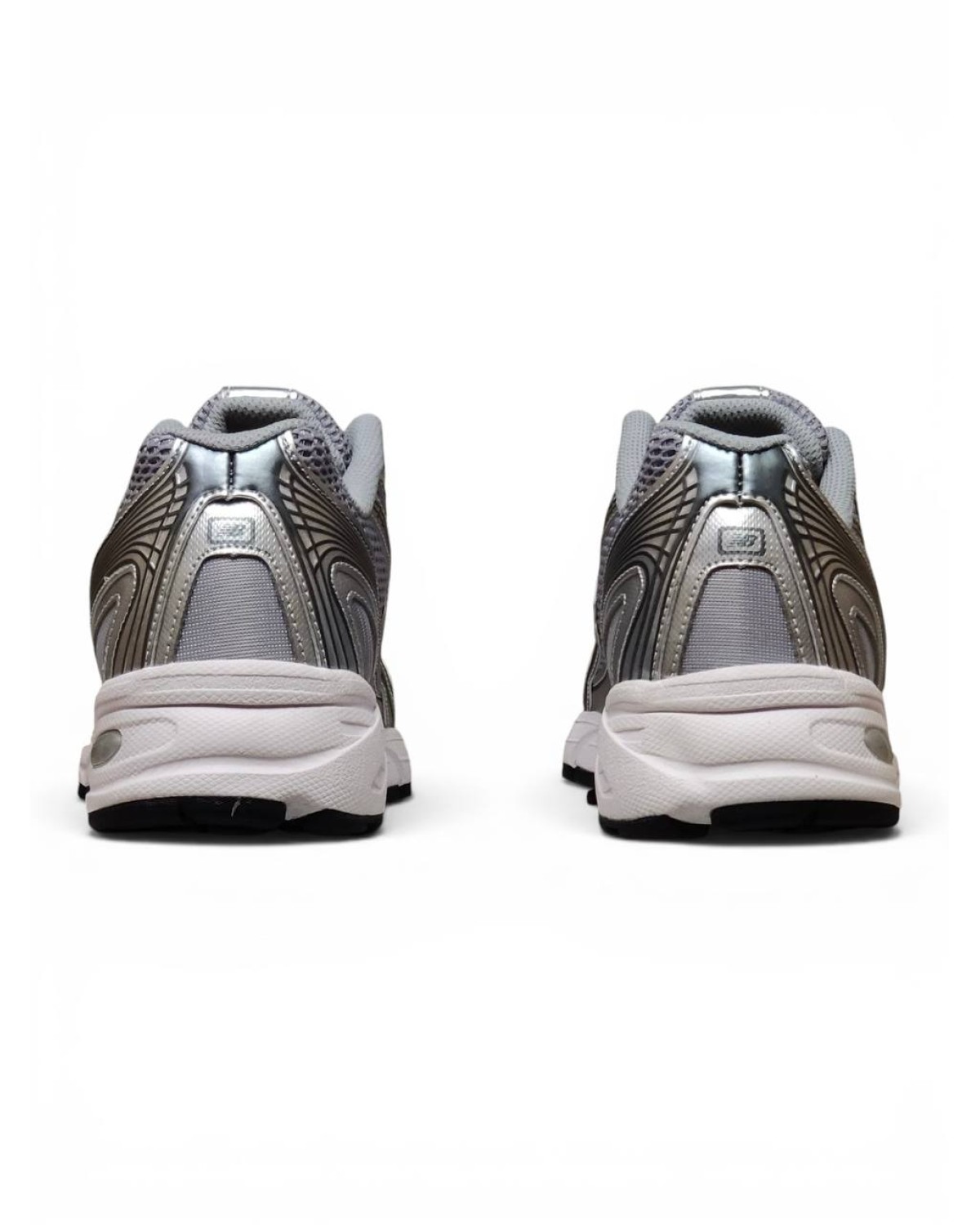 New Balance 740 Dark Grey Silver