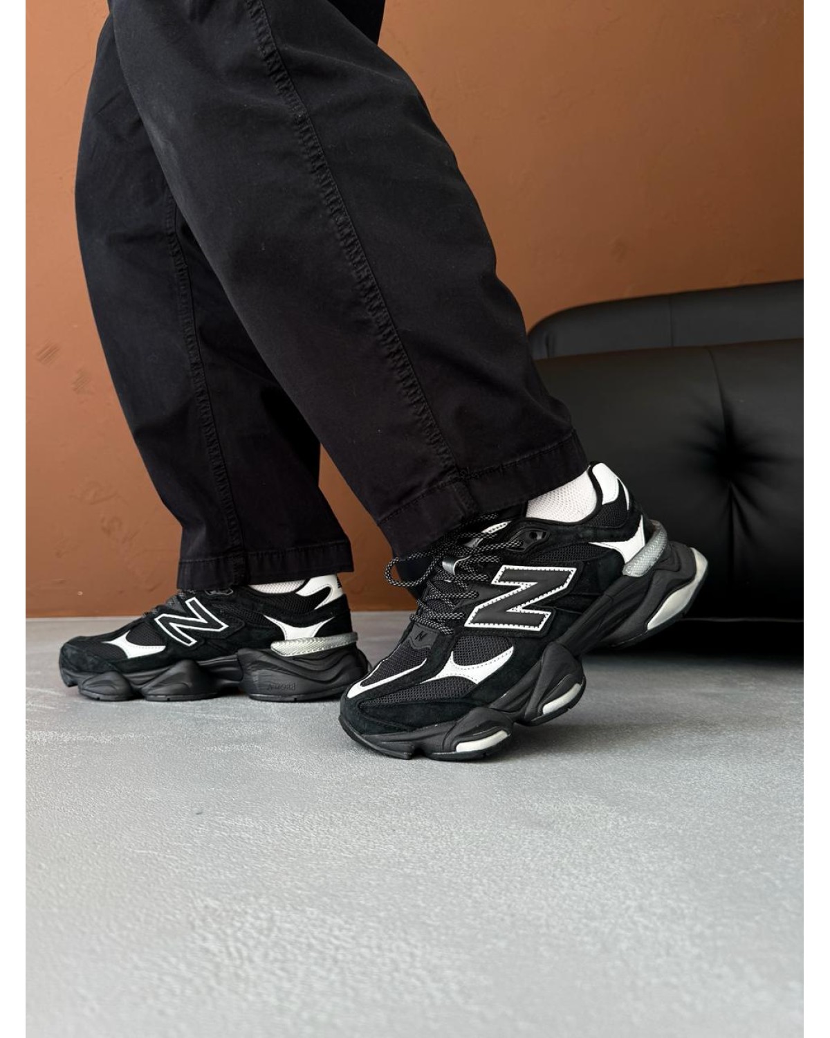 New Balance 9060 Black/Reflective