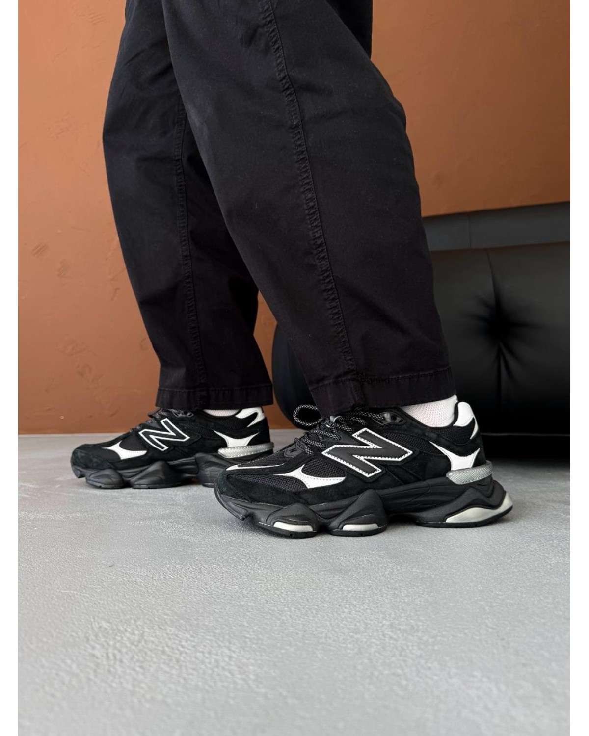 New Balance 9060 Black/Reflective
