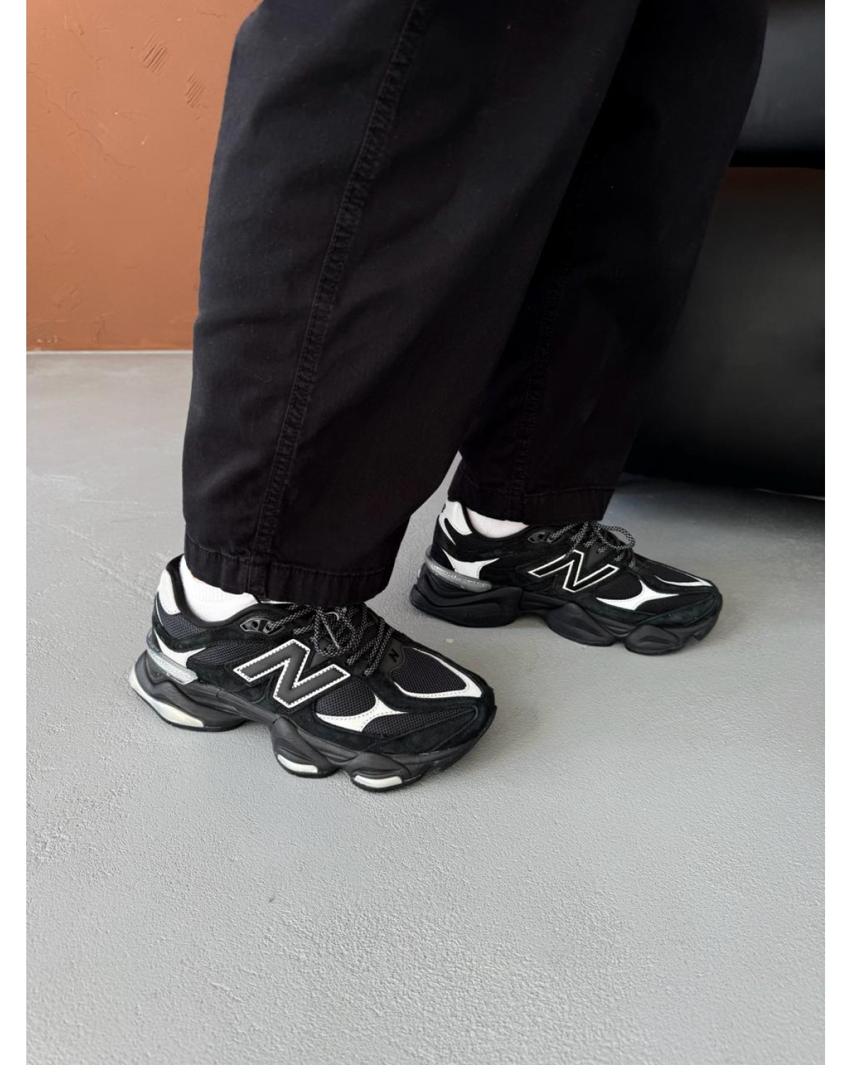 New Balance 9060 Black/Reflective