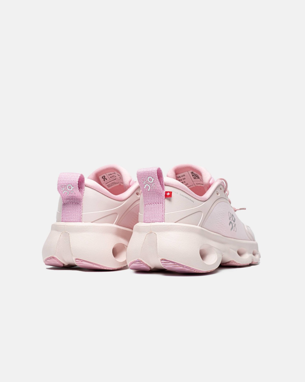 On Cloudsolo x Loewe Pink