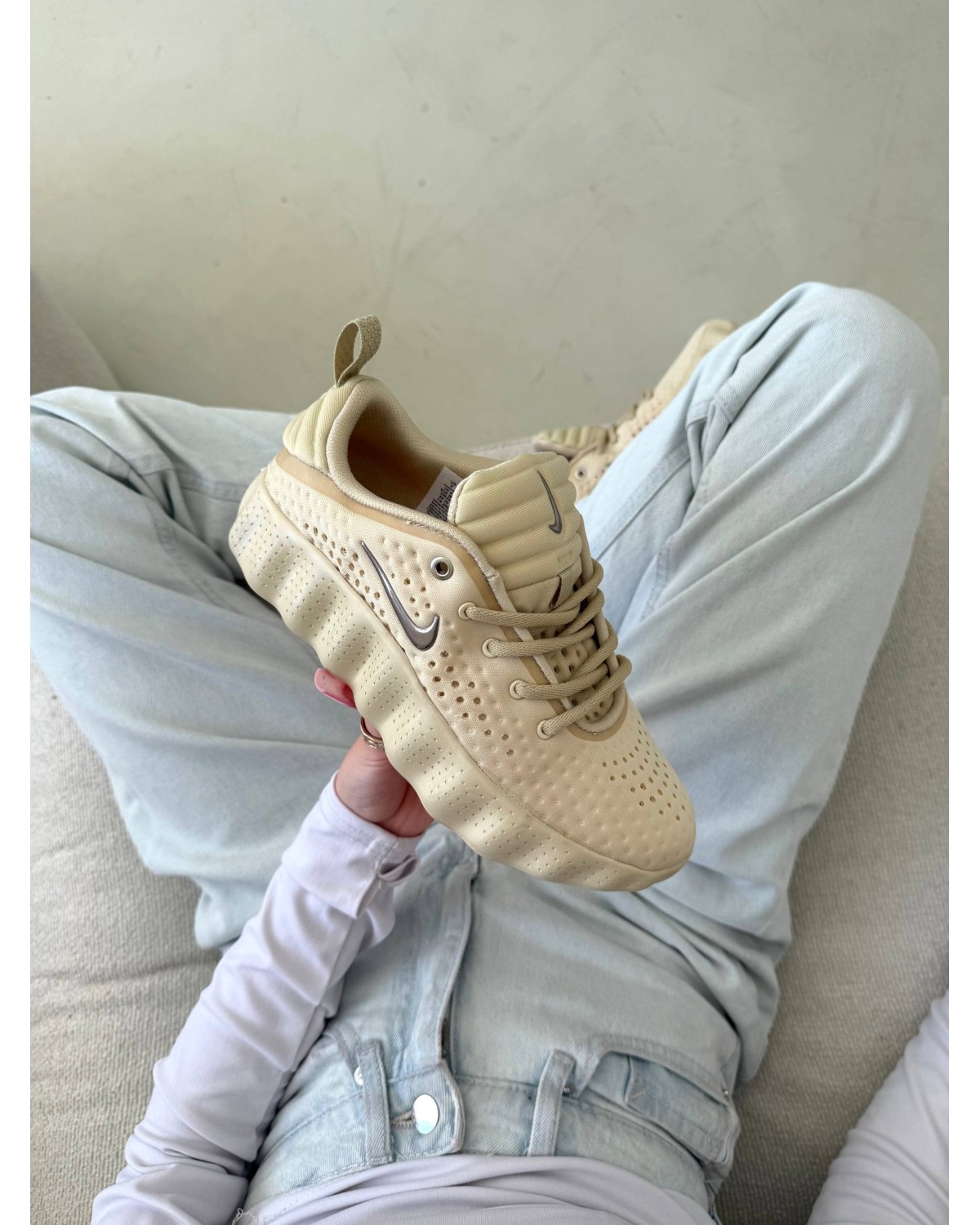 Nike Mind 002