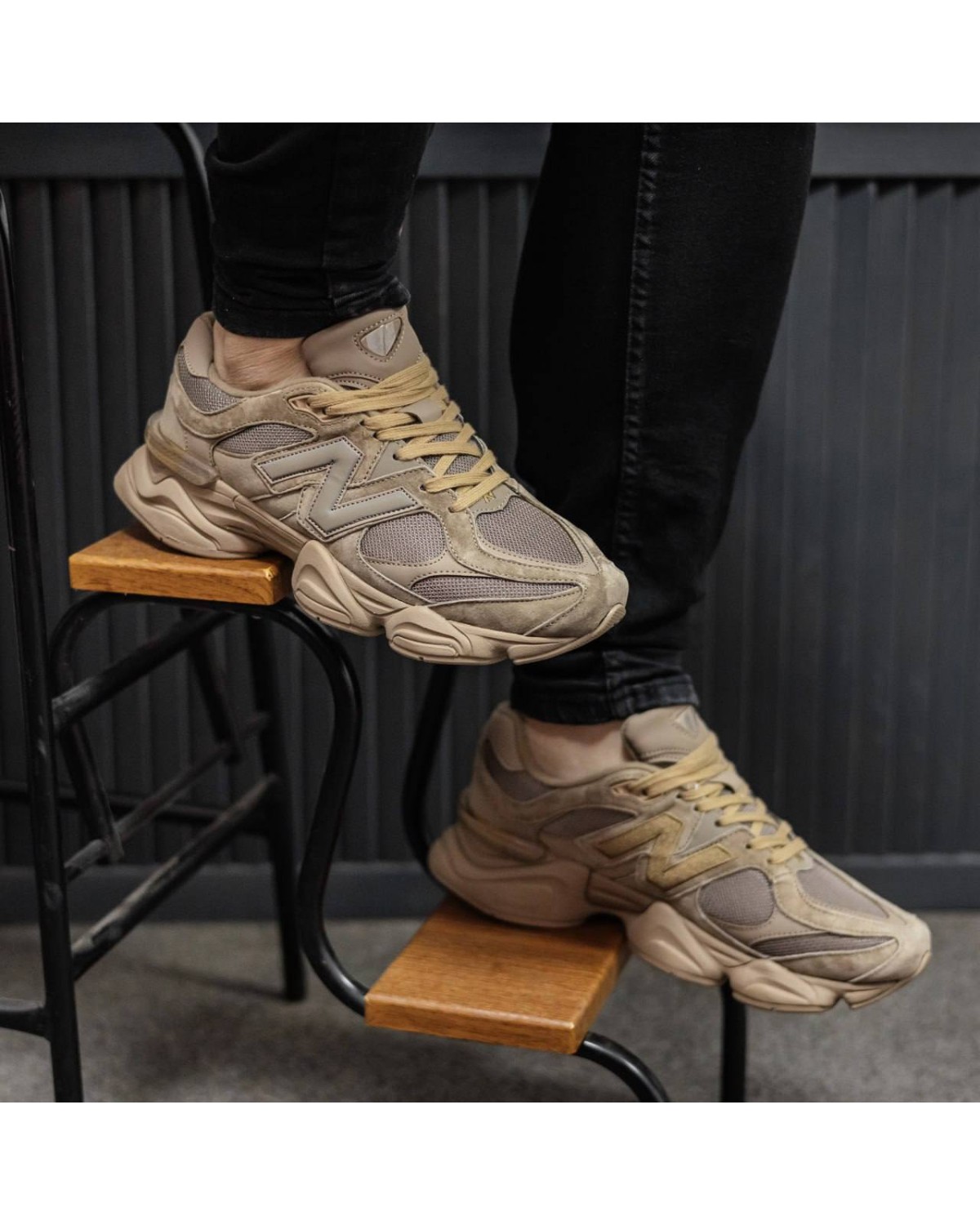 New Balance 9060