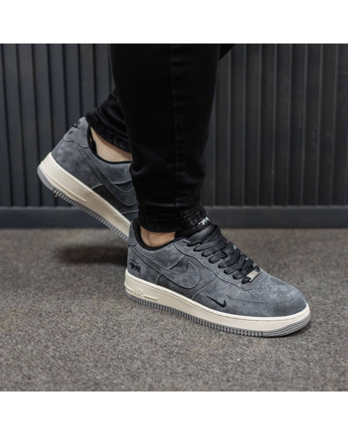 Nike Air Force x Stussy