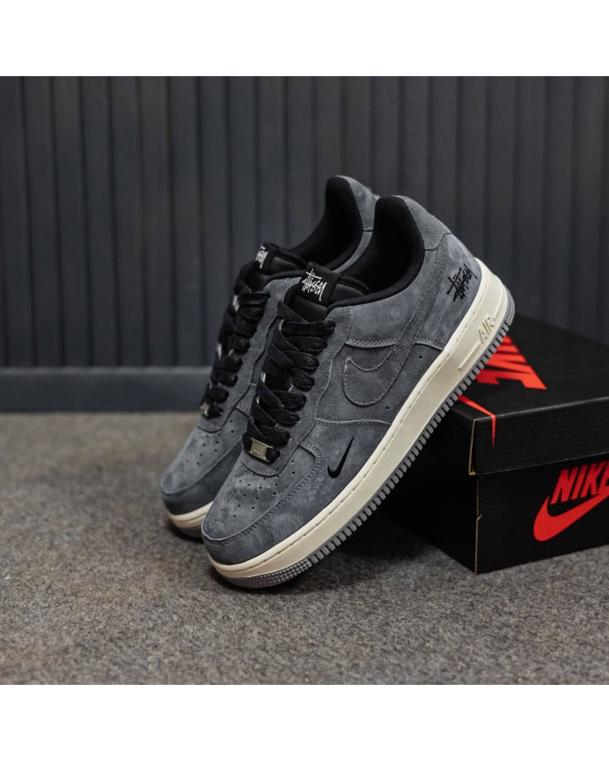 Nike Air Force x Stussy