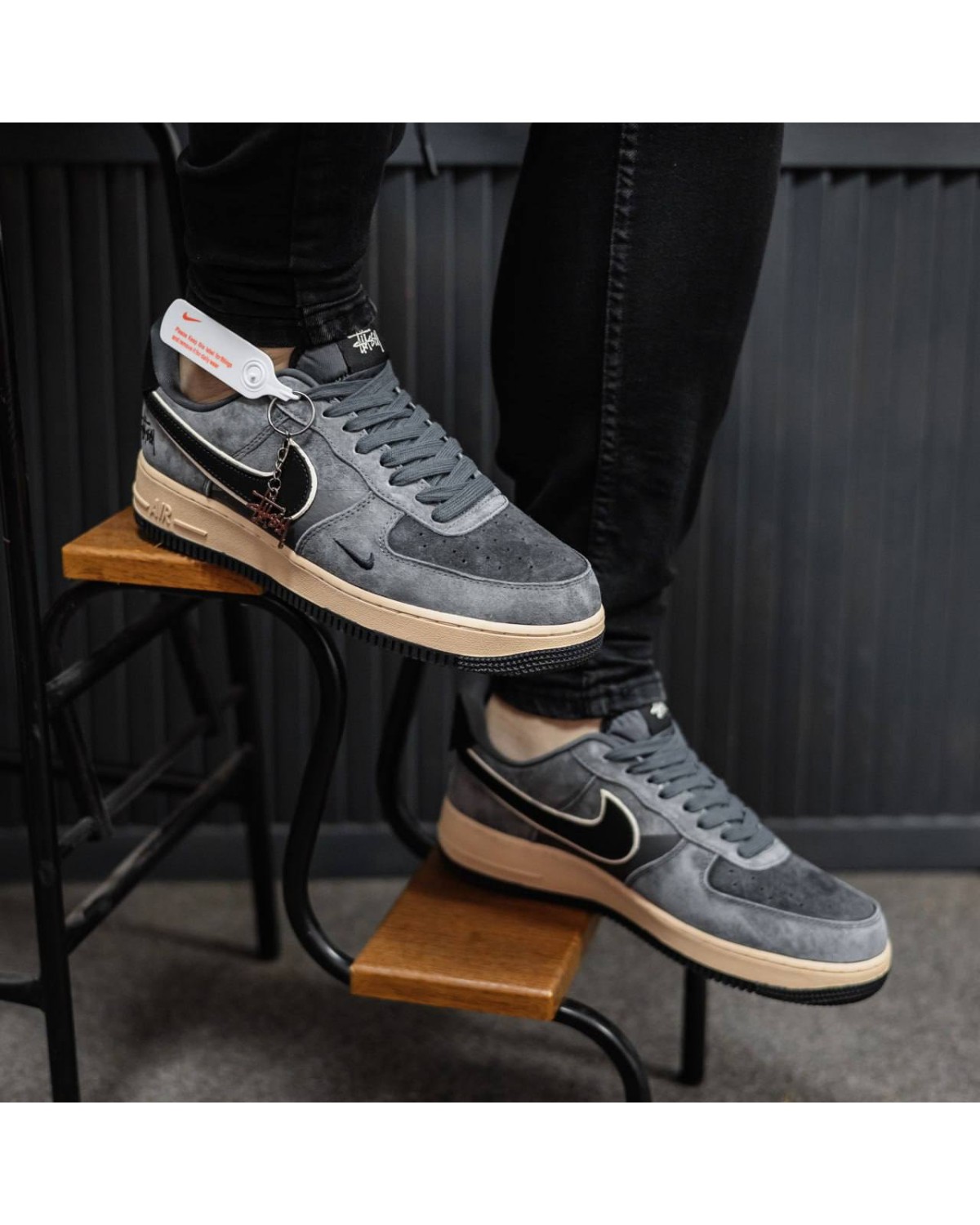 Nike Air Force x Stussy