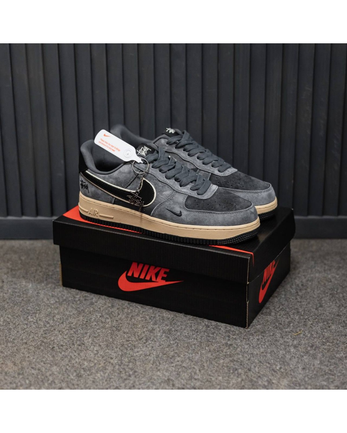 Nike Air Force x Stussy