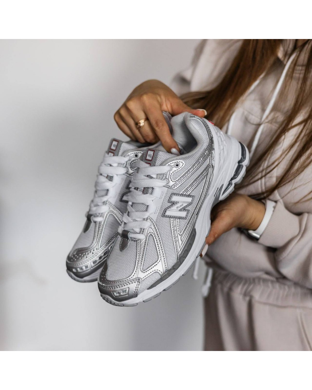 New Balance 1906R