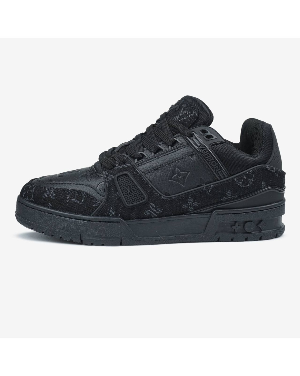 Louis Vuitton Trainer Total Black