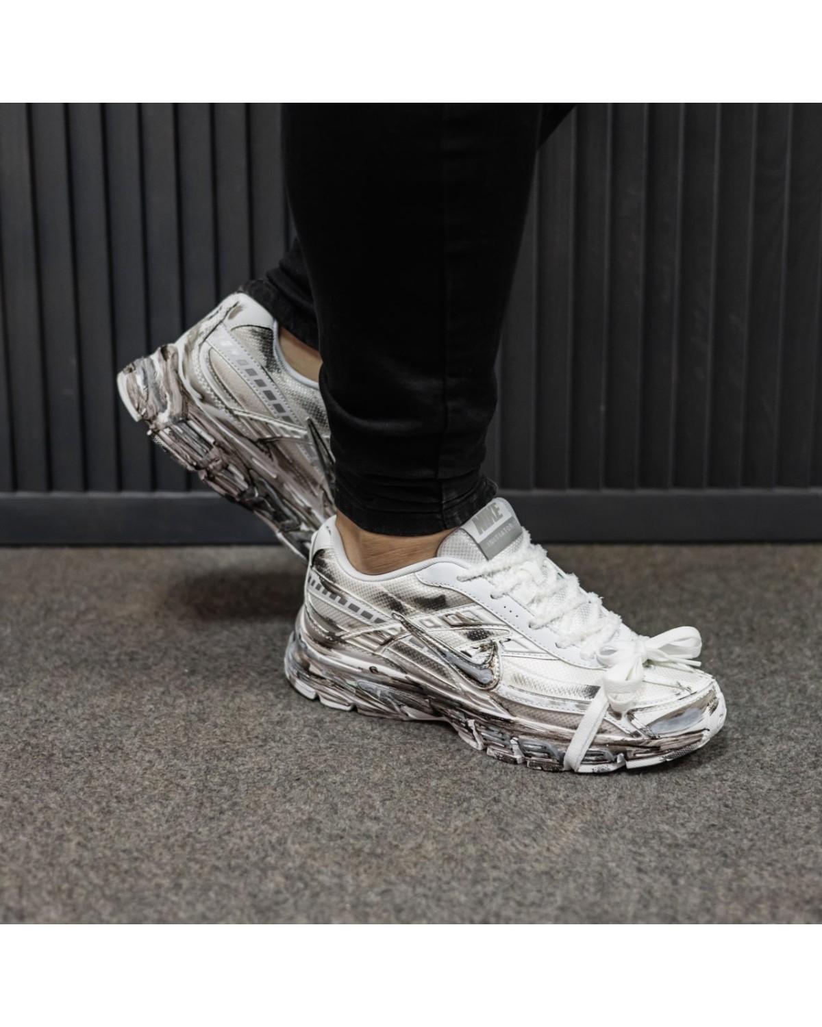 Nike Initiator