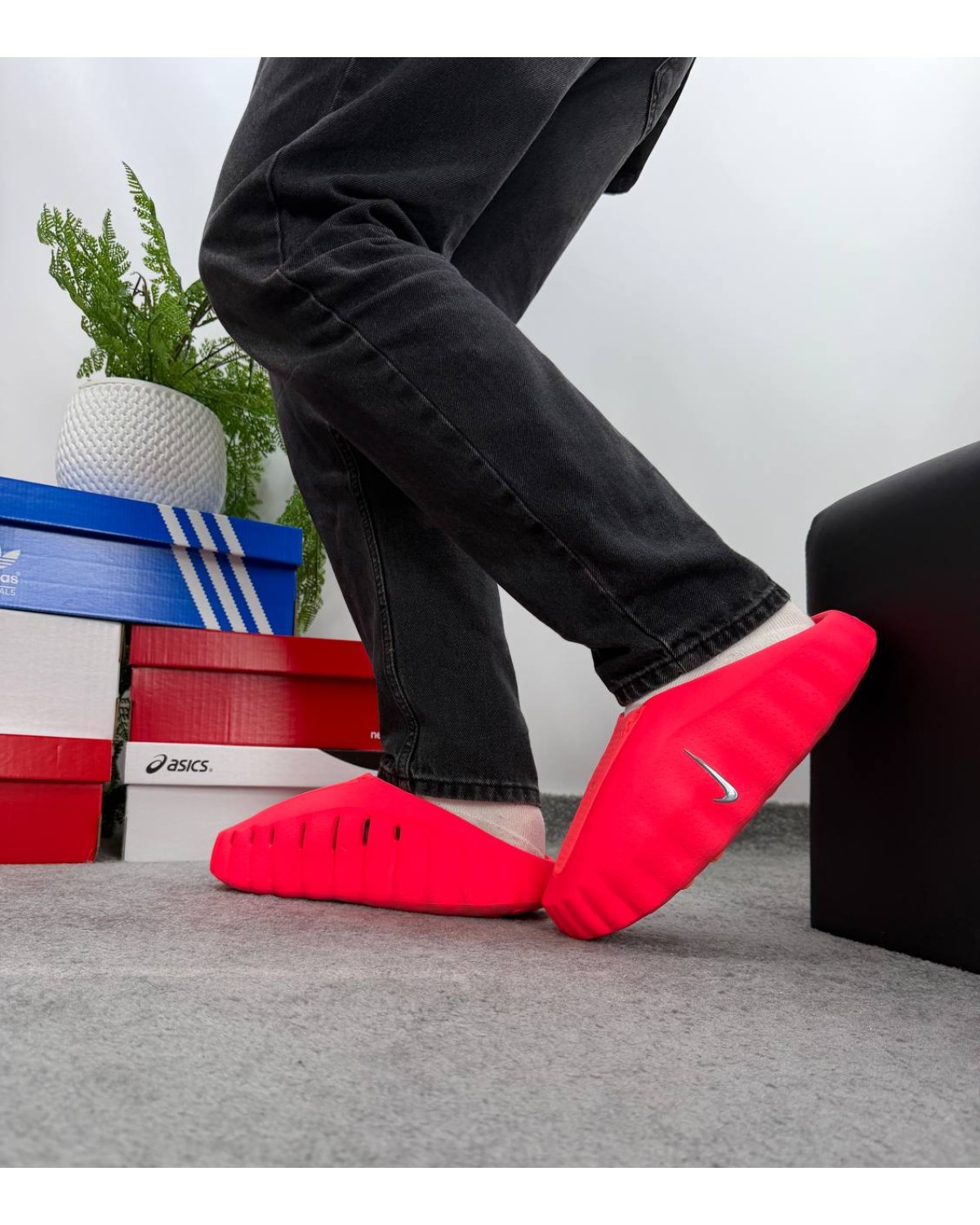 Nike Mind 001 Solar Rad