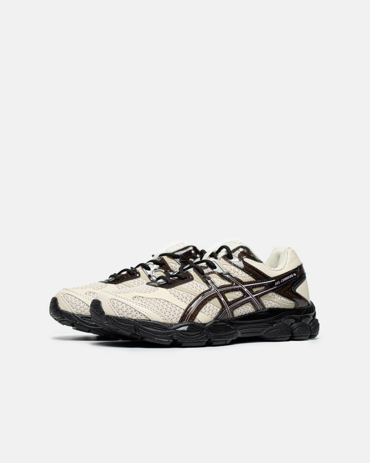 Asics Finesse x GEL-Cumulus 16