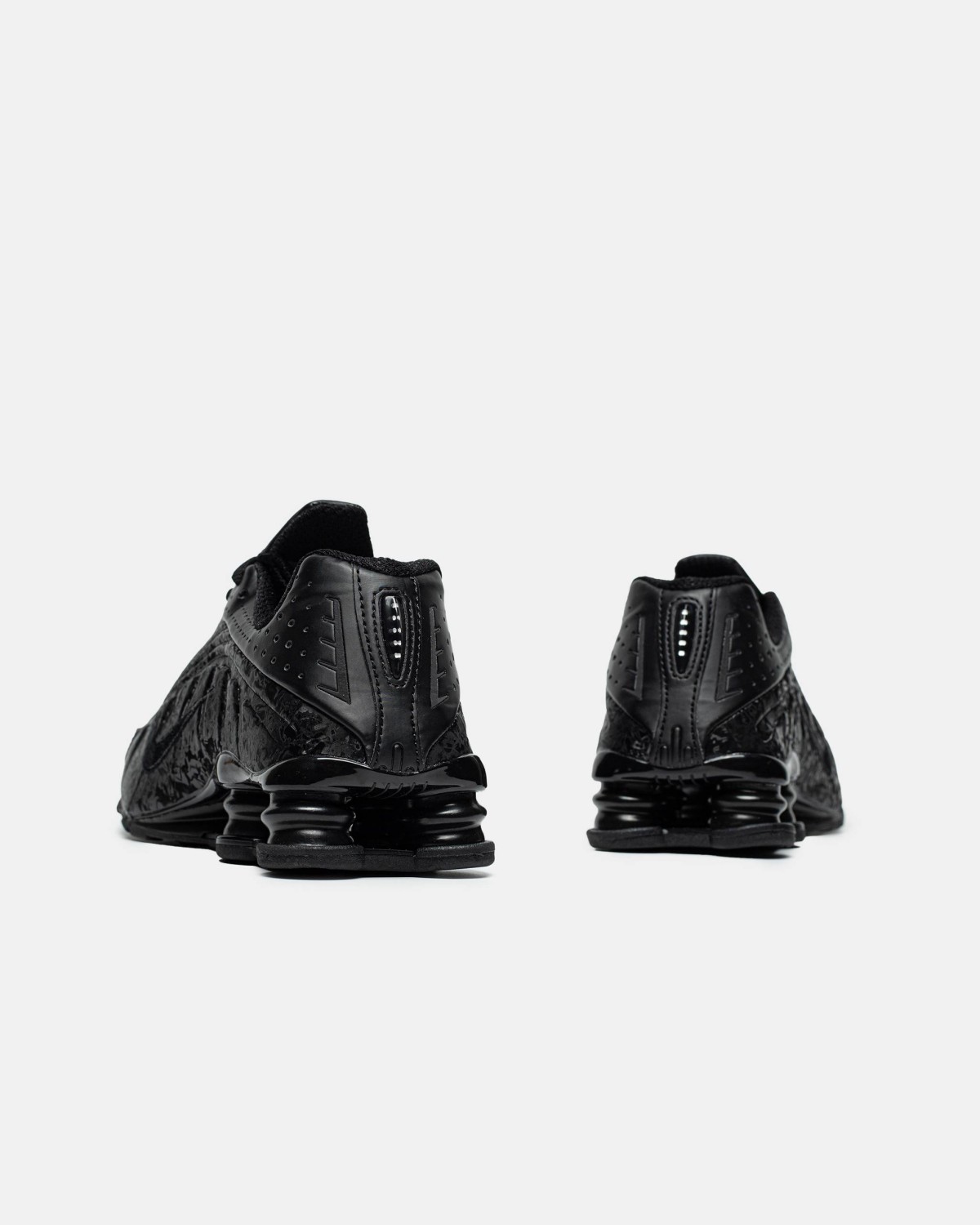 Nike Shox R4 Black Smoke Grey