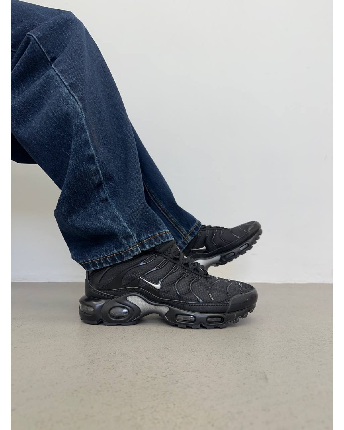 Nike Air Max Plus Mini Swoosh Black Silver