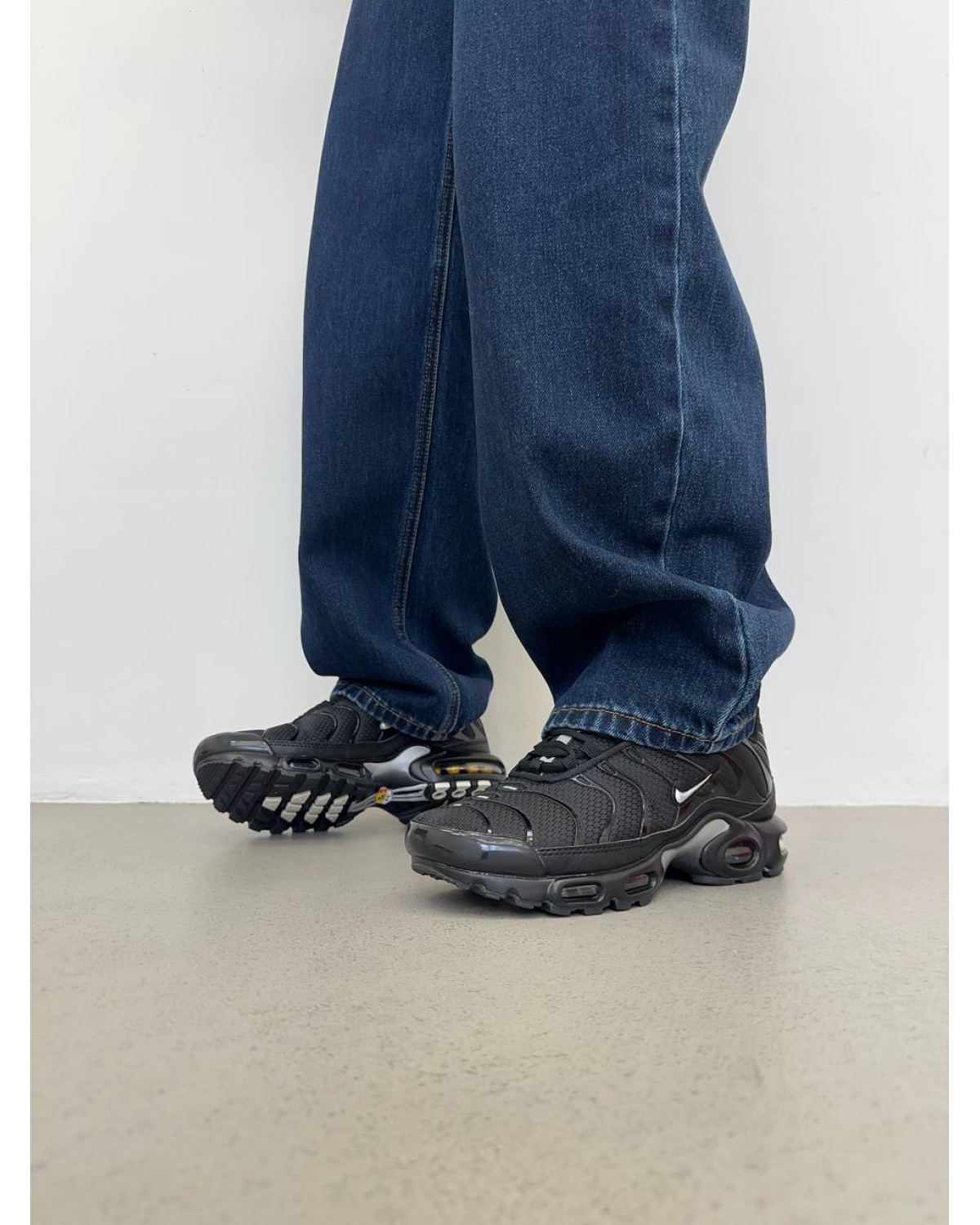 Nike Air Max Plus Mini Swoosh Black Silver