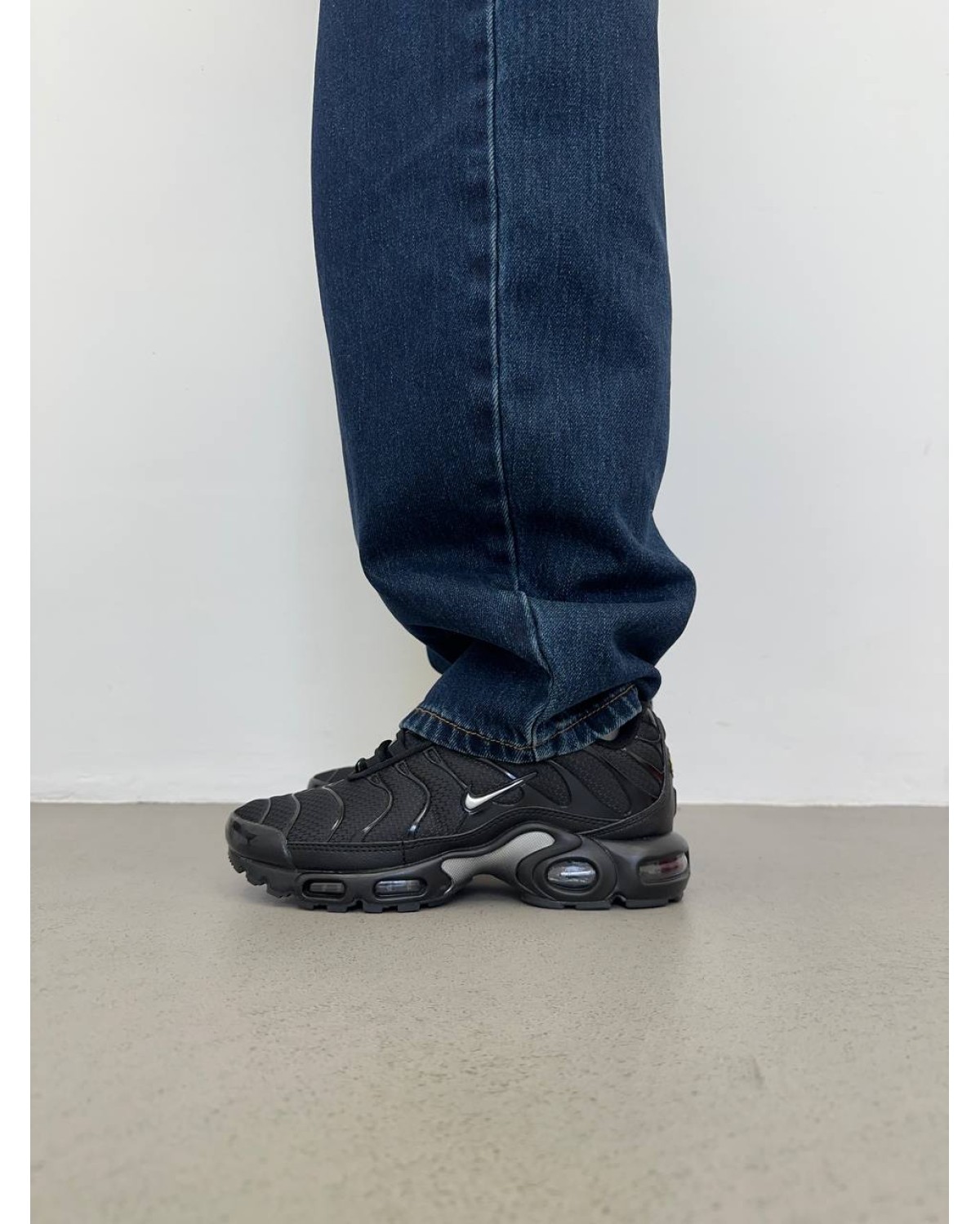 Nike Air Max Plus Mini Swoosh Black Silver