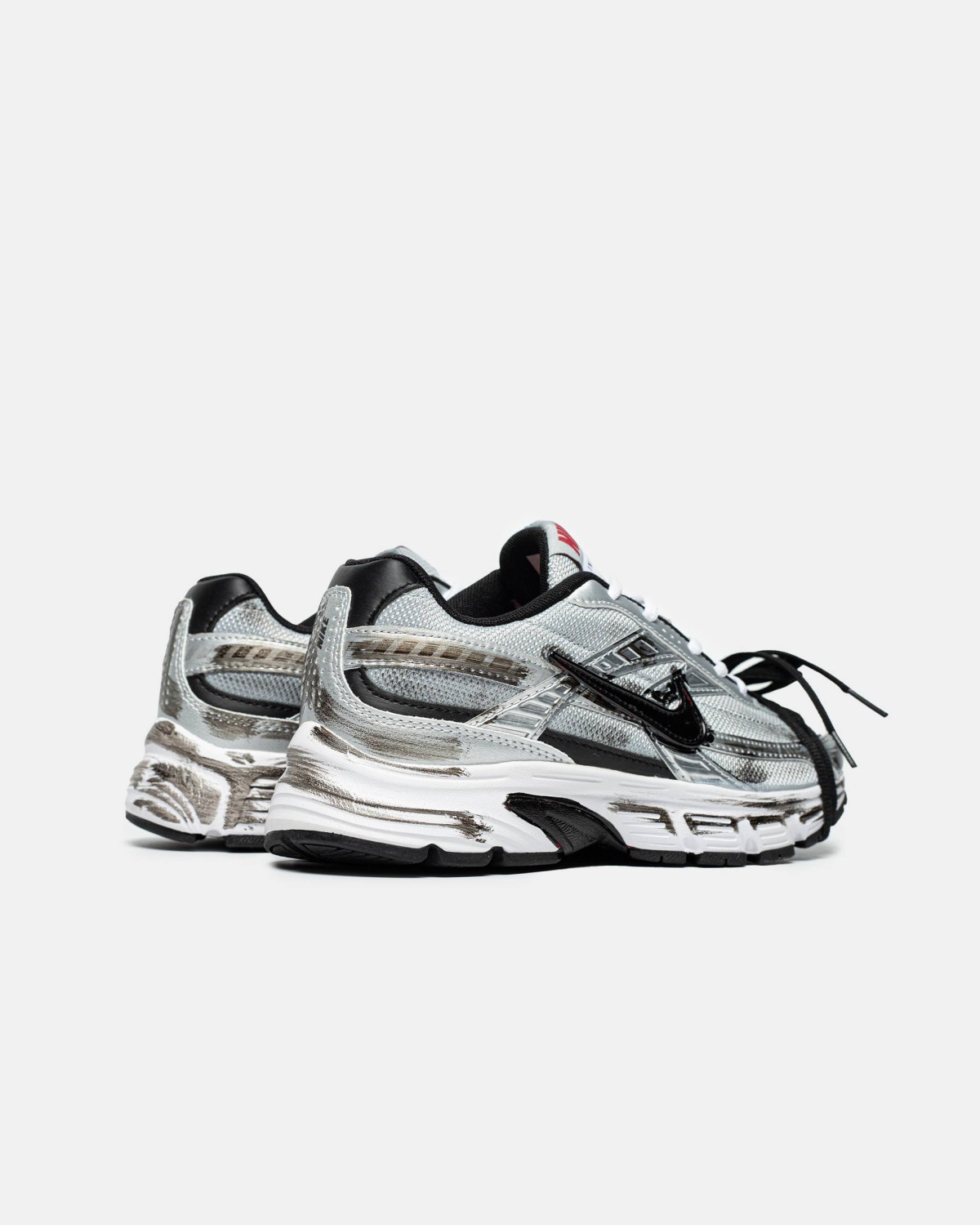 Nike Initiator Custom v2 Silver Blac Nike Initiator Custom v2 Silver Blac
