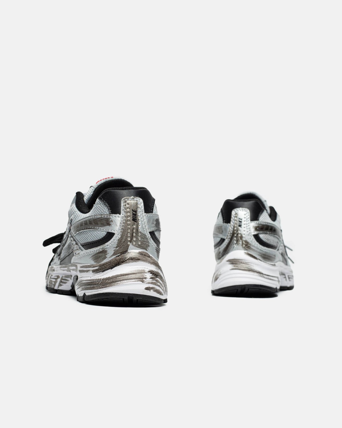 Nike Initiator Custom v2 Silver Blac Nike Initiator Custom v2 Silver Blac