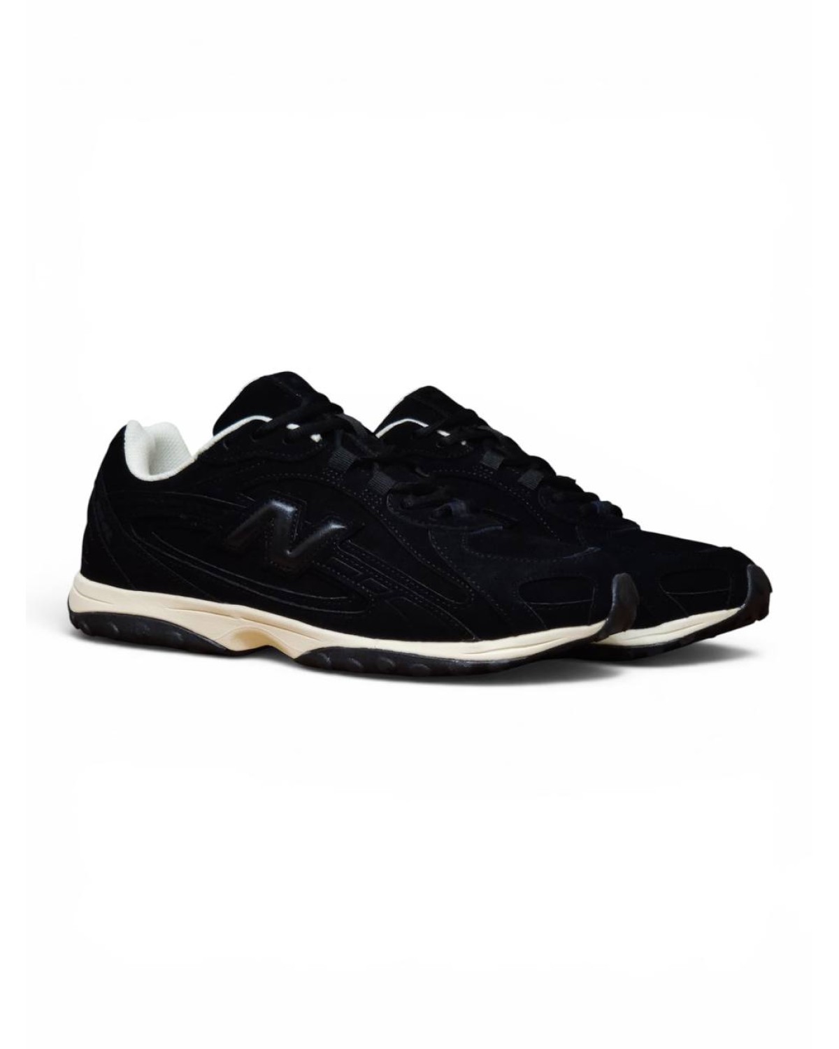 New Balance 204L Black