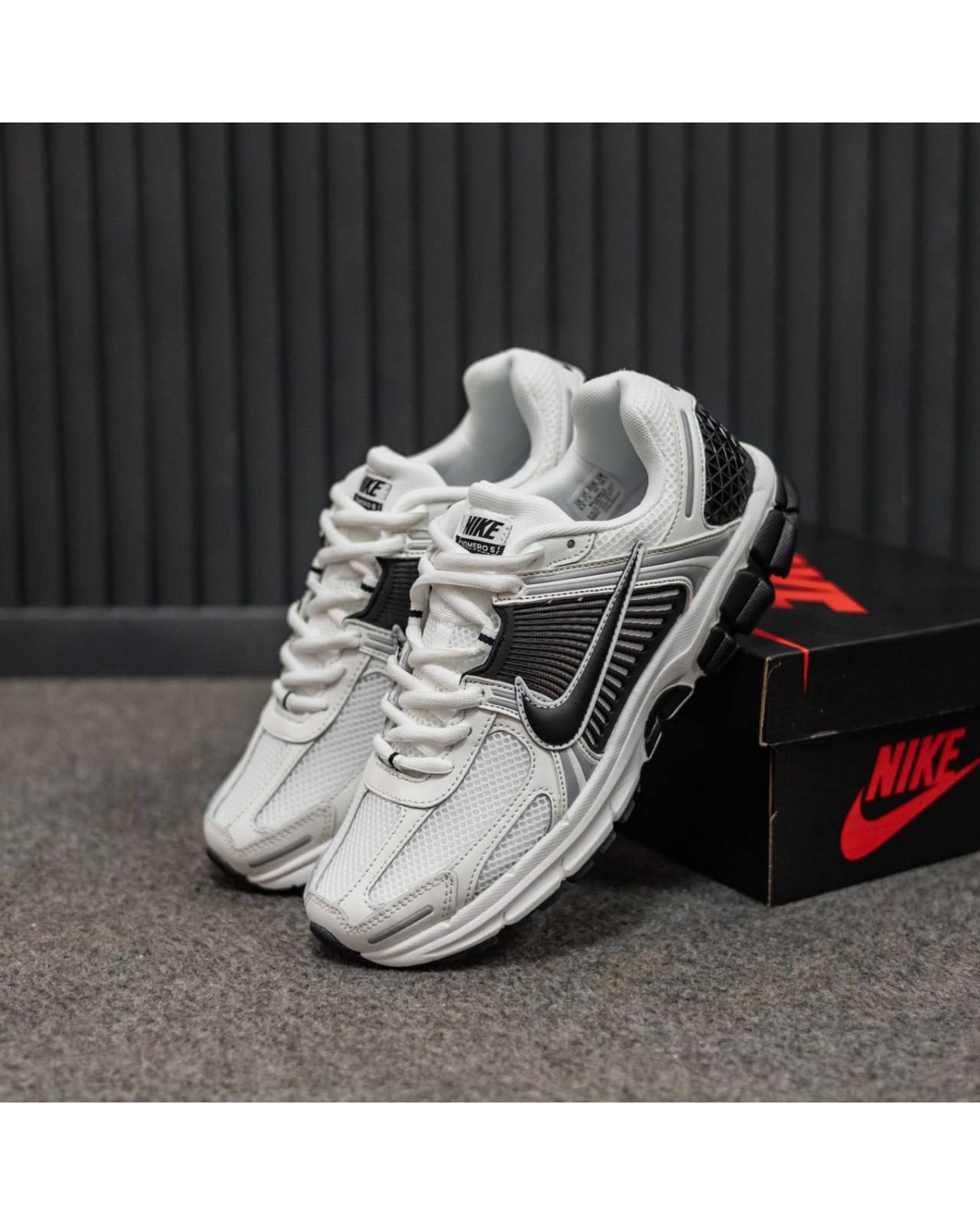 Nike Air Zoom Vomero 5 Nike Air Zoom Vomero 5