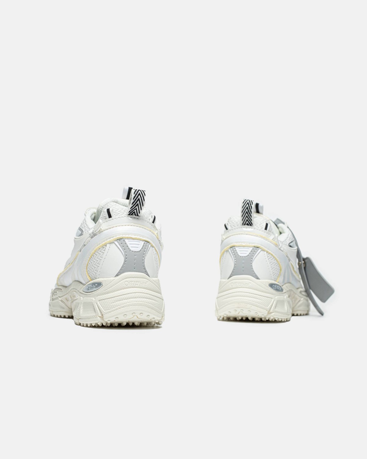 Off-White ‘Be Right Back’