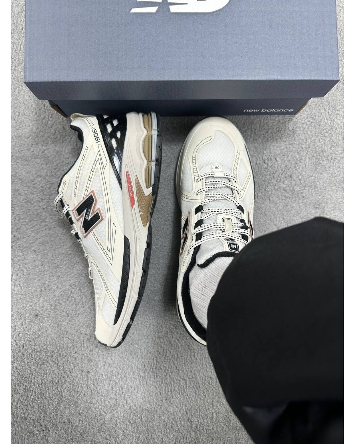 New Balance 1906R Beige