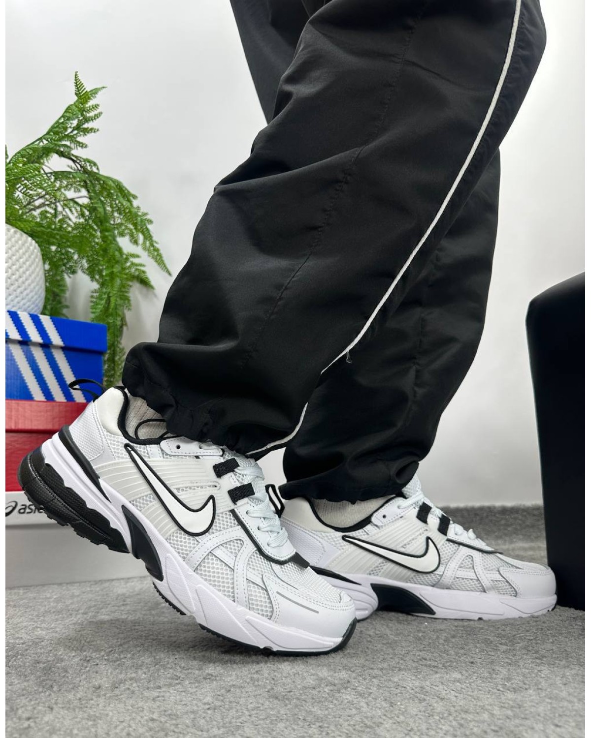 Nike V2K Runtekk White