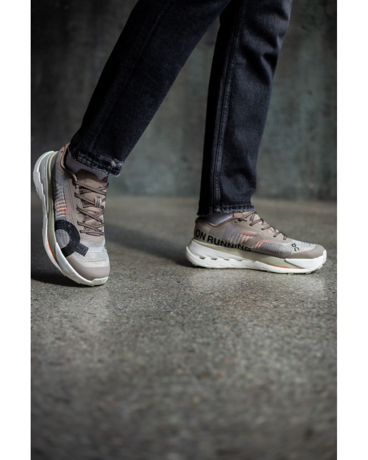 On Running Cloudultra Pro “Cinder Pearl”