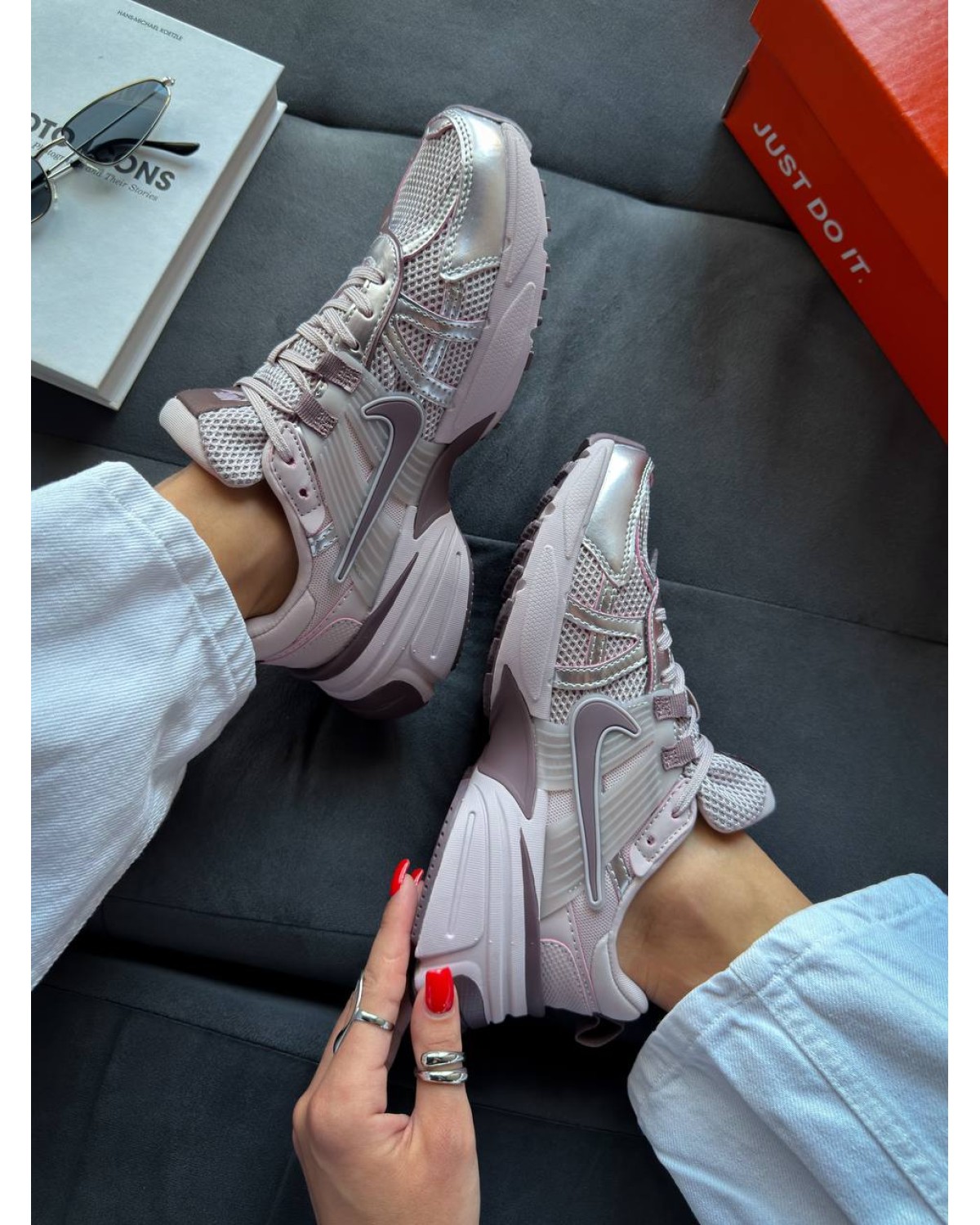 Nike V2K Runtekk Platinum Grey