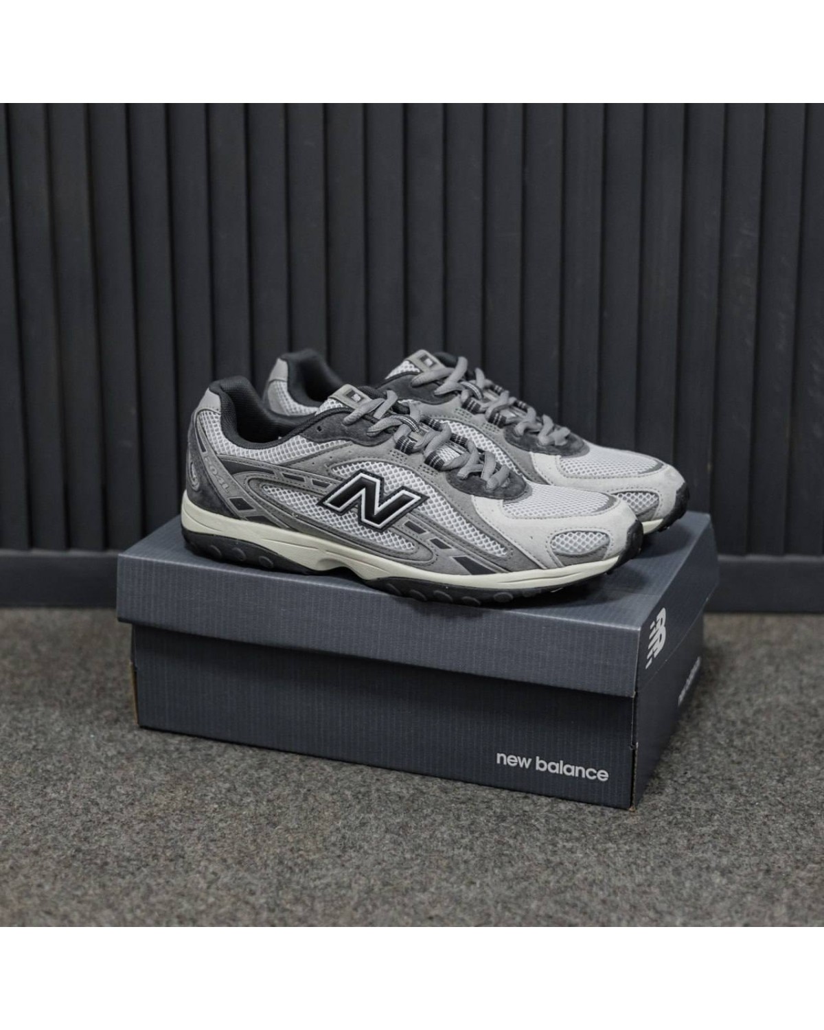 New Balance 204L