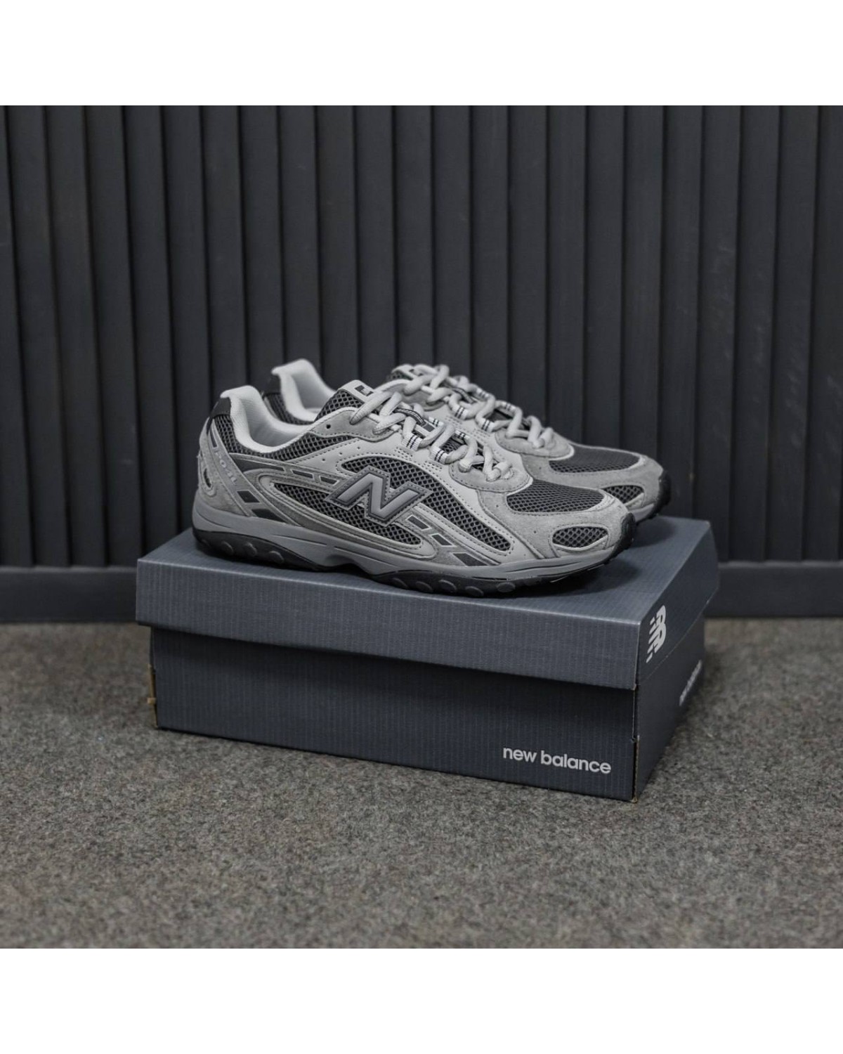 New Balance 204L