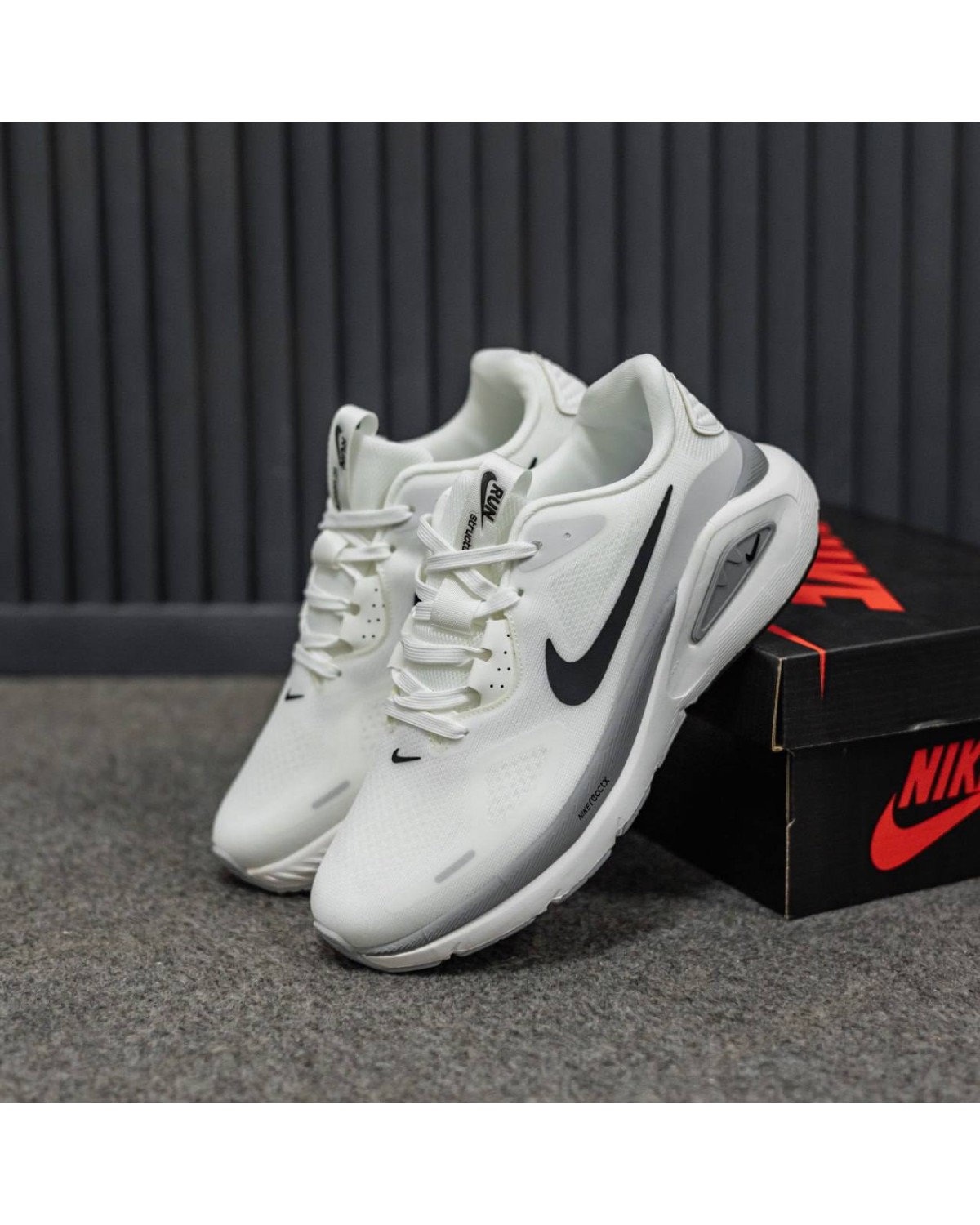 Nike Structure 26 Nike Structure 26