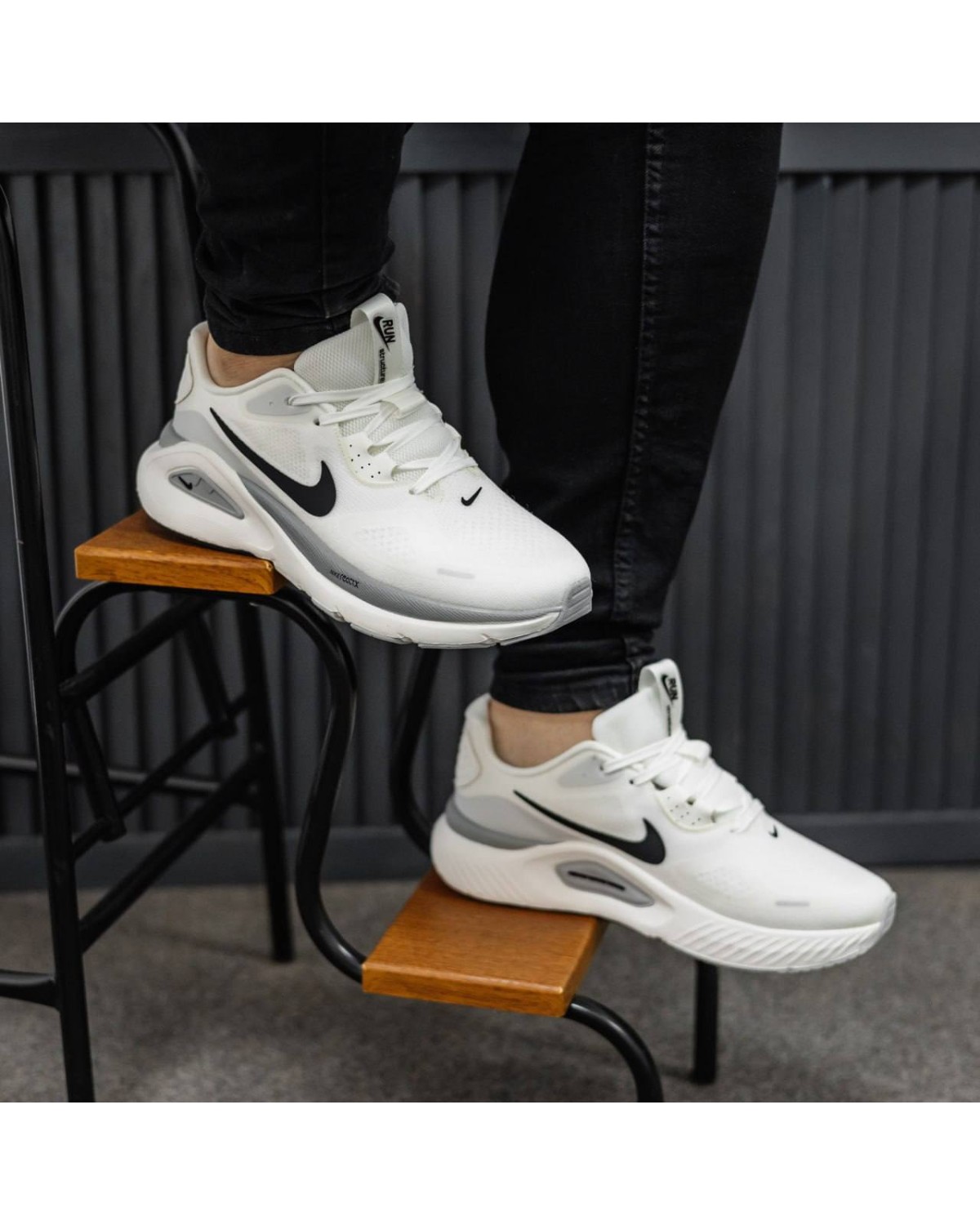 Nike Structure 26 Nike Structure 26