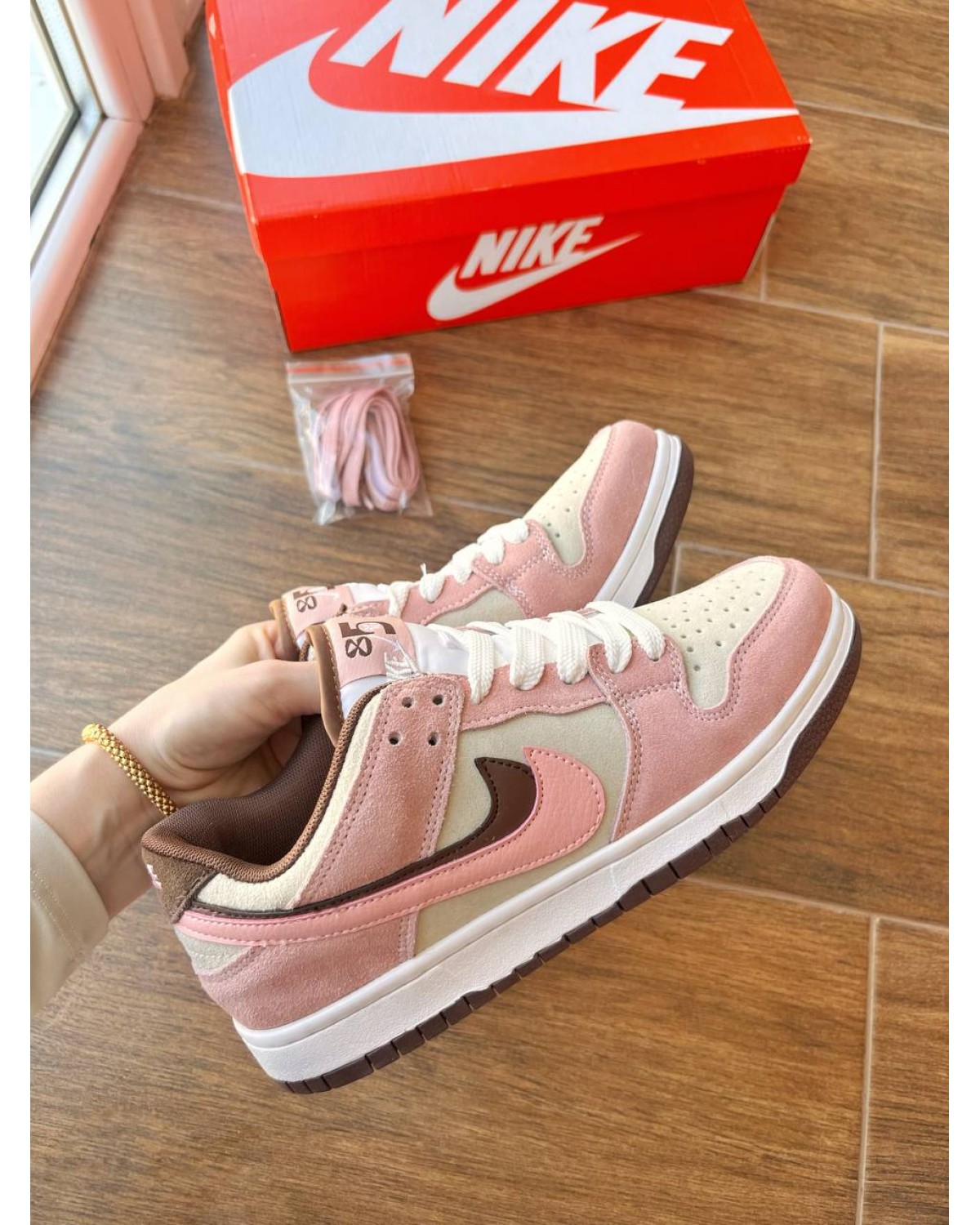 Nike SB Dunk Low