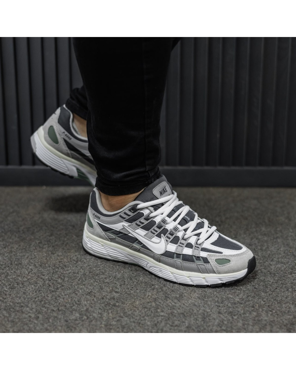 Nike  P-6000