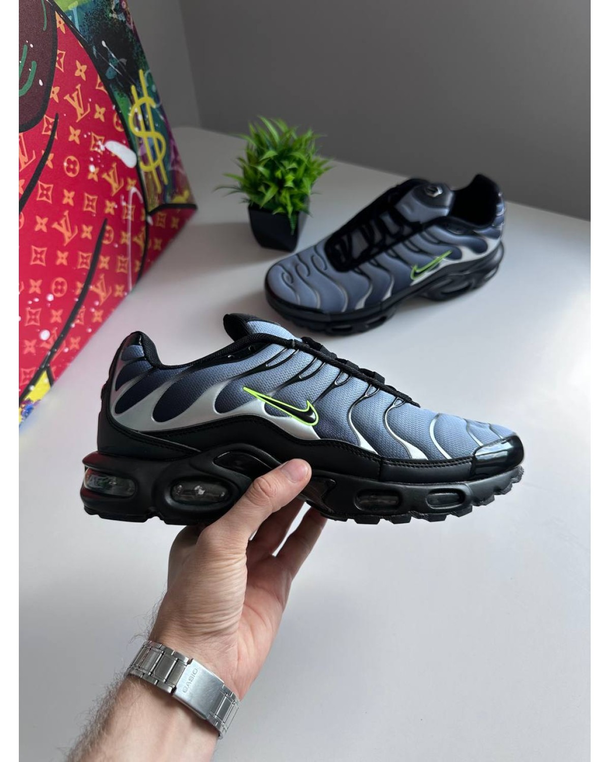 Nike Air Max TN Dark Grey Silver Green